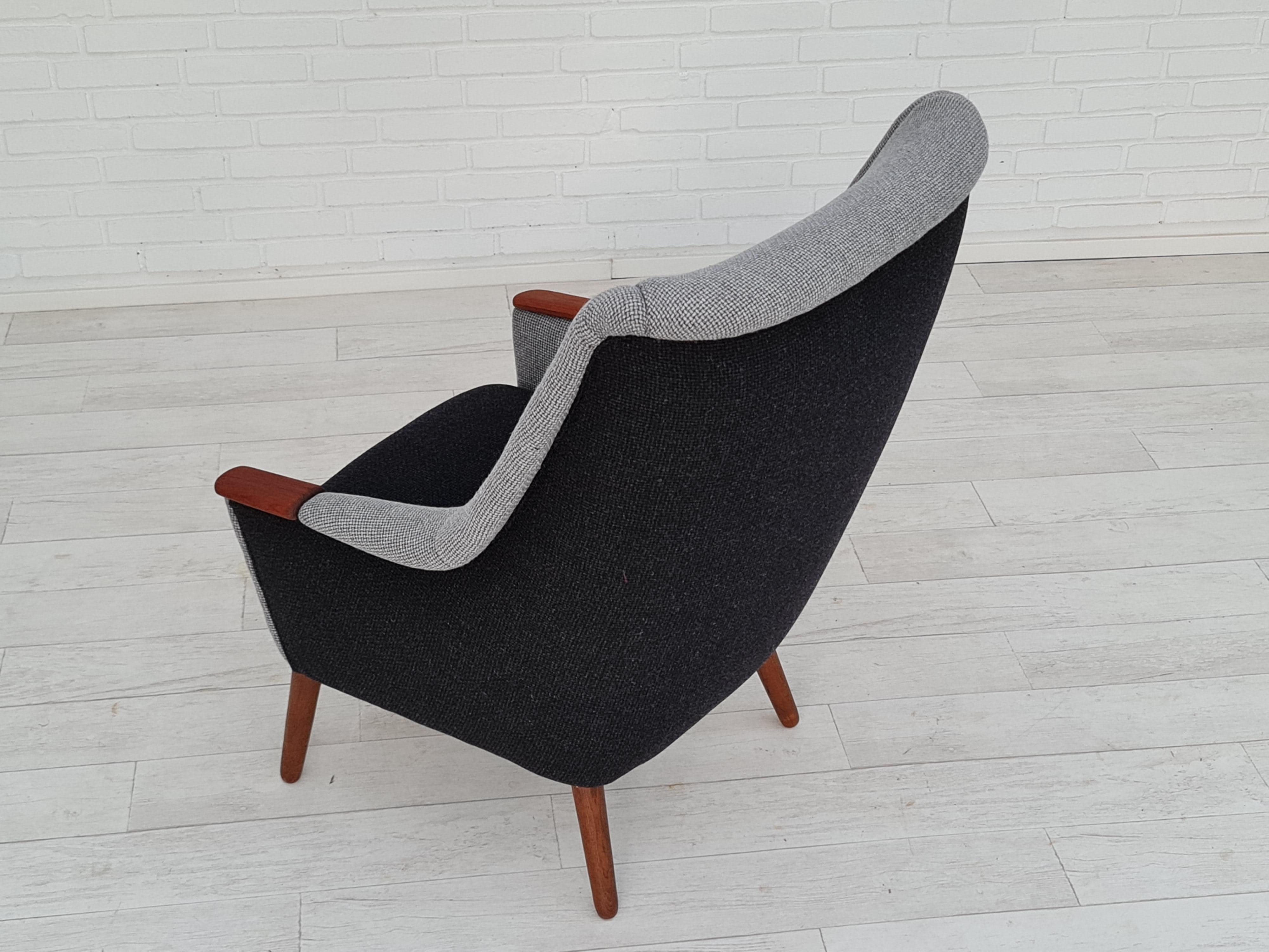 1970s, Danish Design Armchair, Restored, Quality Furniture Wool, Teak Wood 3