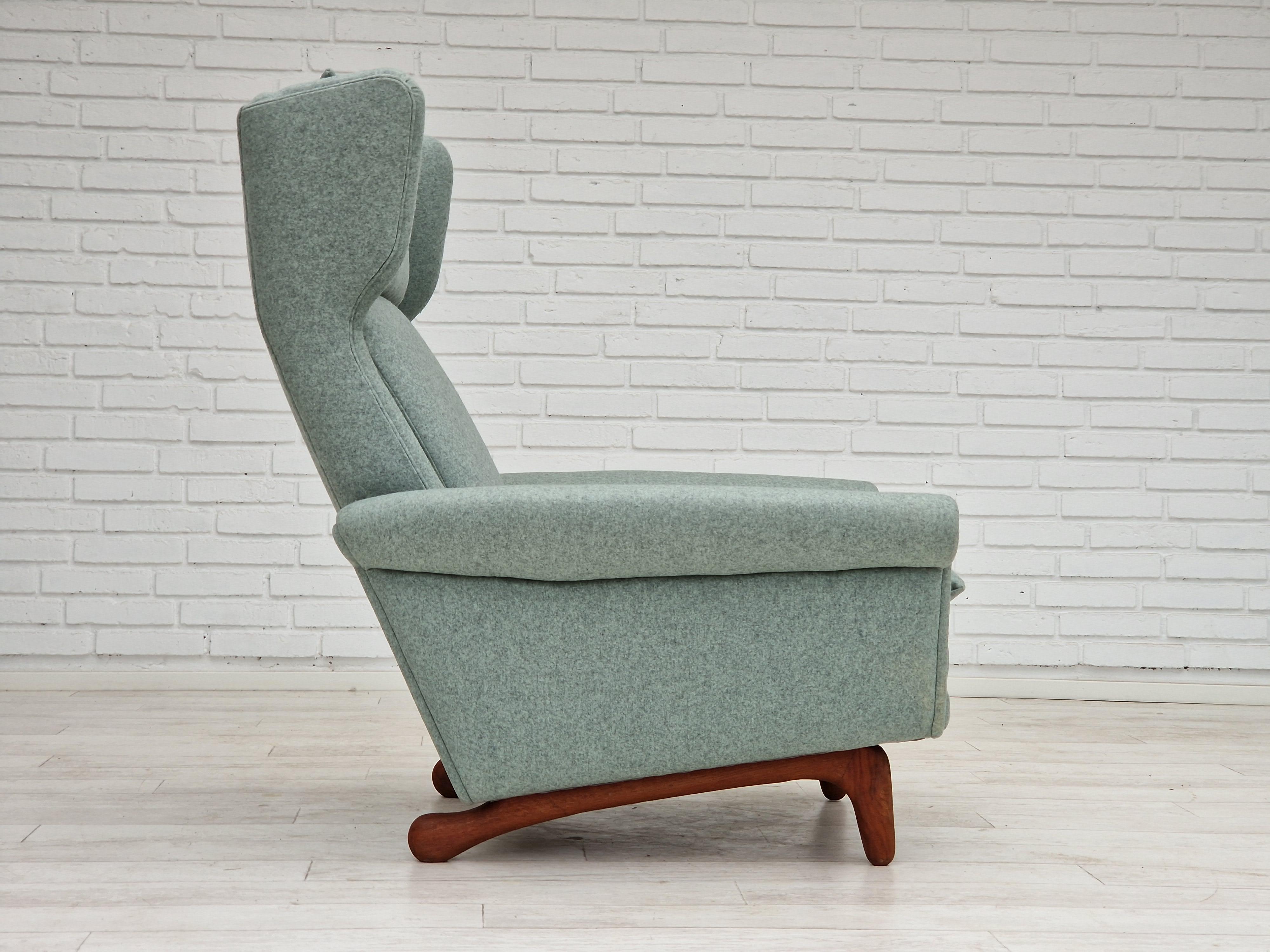 1970, design danois par Aage Christiansen pour Eran Møbler, fauteuil restauré. en vente 2