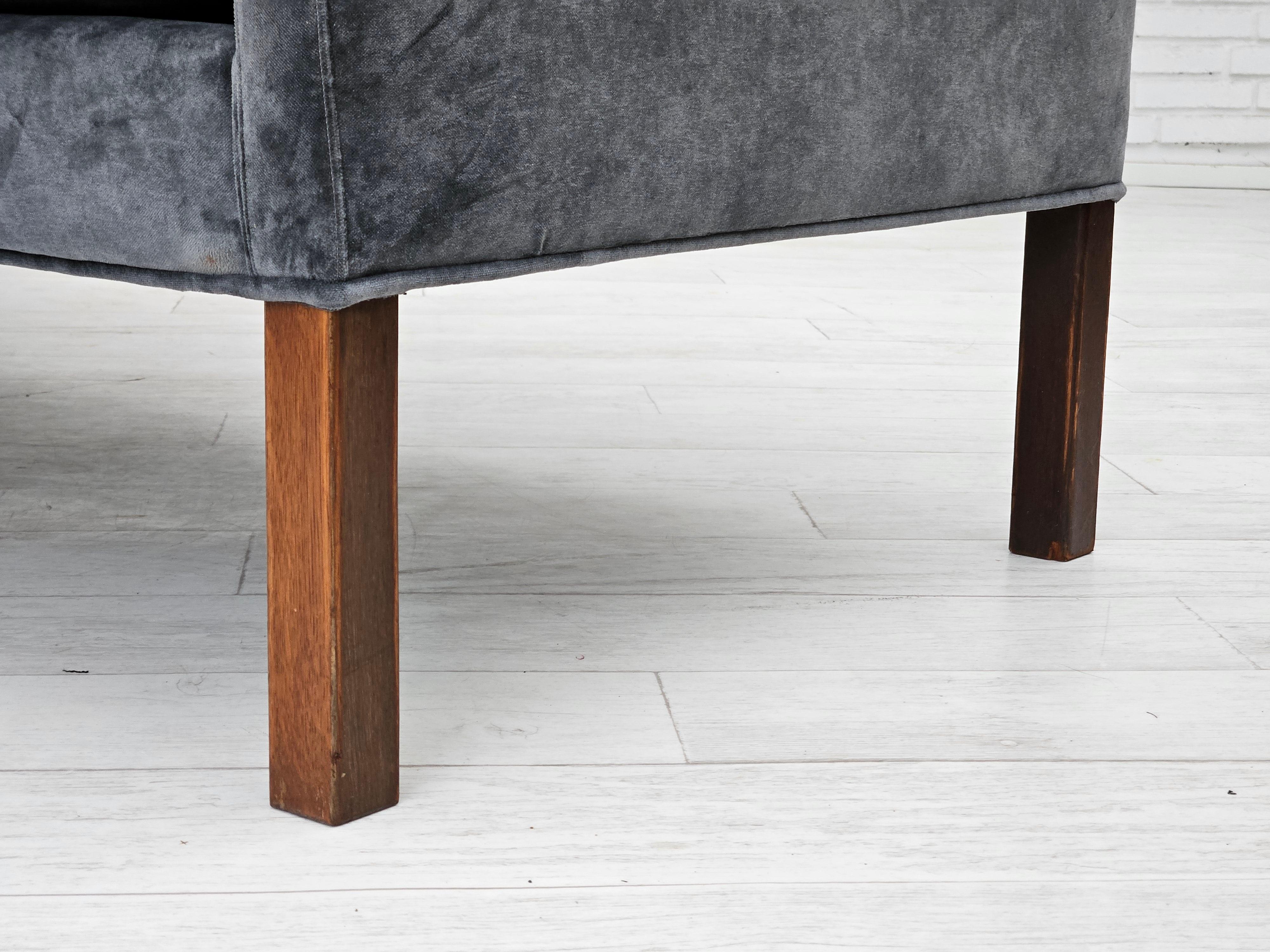1970er Jahre, dänisches Design von Børge Mogensen, 3-sitziges Sofa Modell 2523, restauriert. im Angebot 8