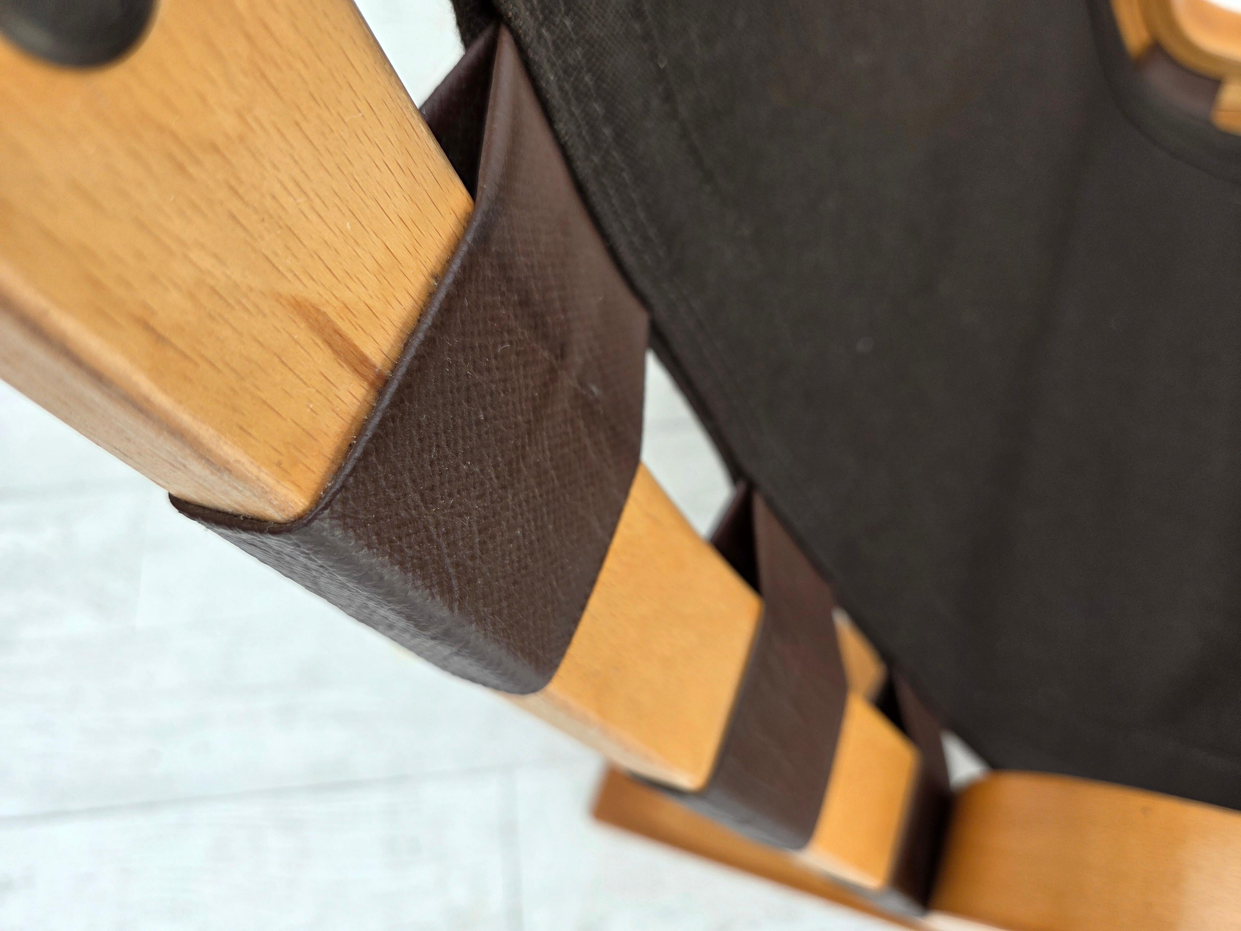 1970s, Danish design by Farstrup, set of 2 armchairs, furniture leather. For Sale 7