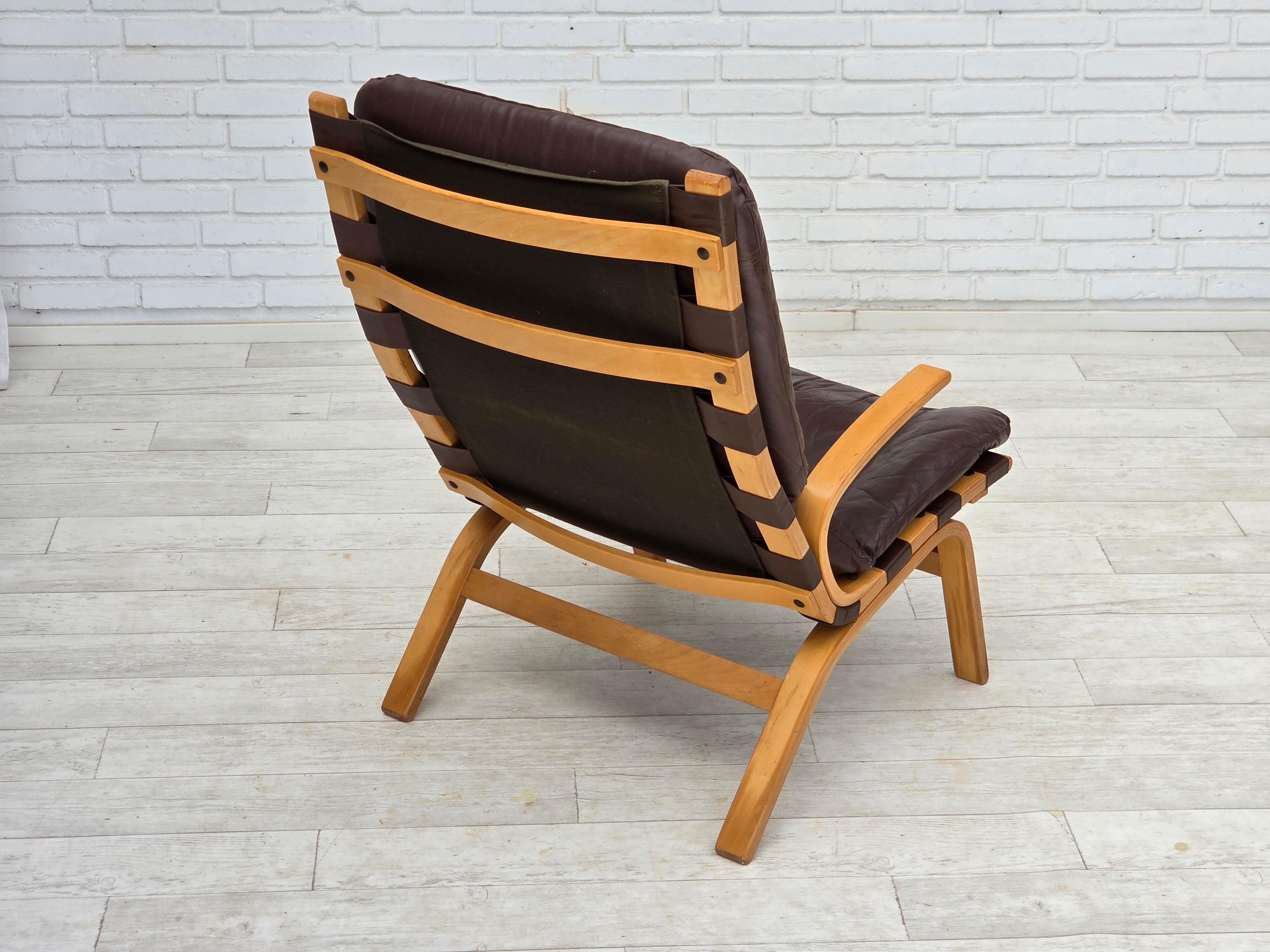 1970s, Danish design by Farstrup, set of 2 armchairs, furniture leather. For Sale 11