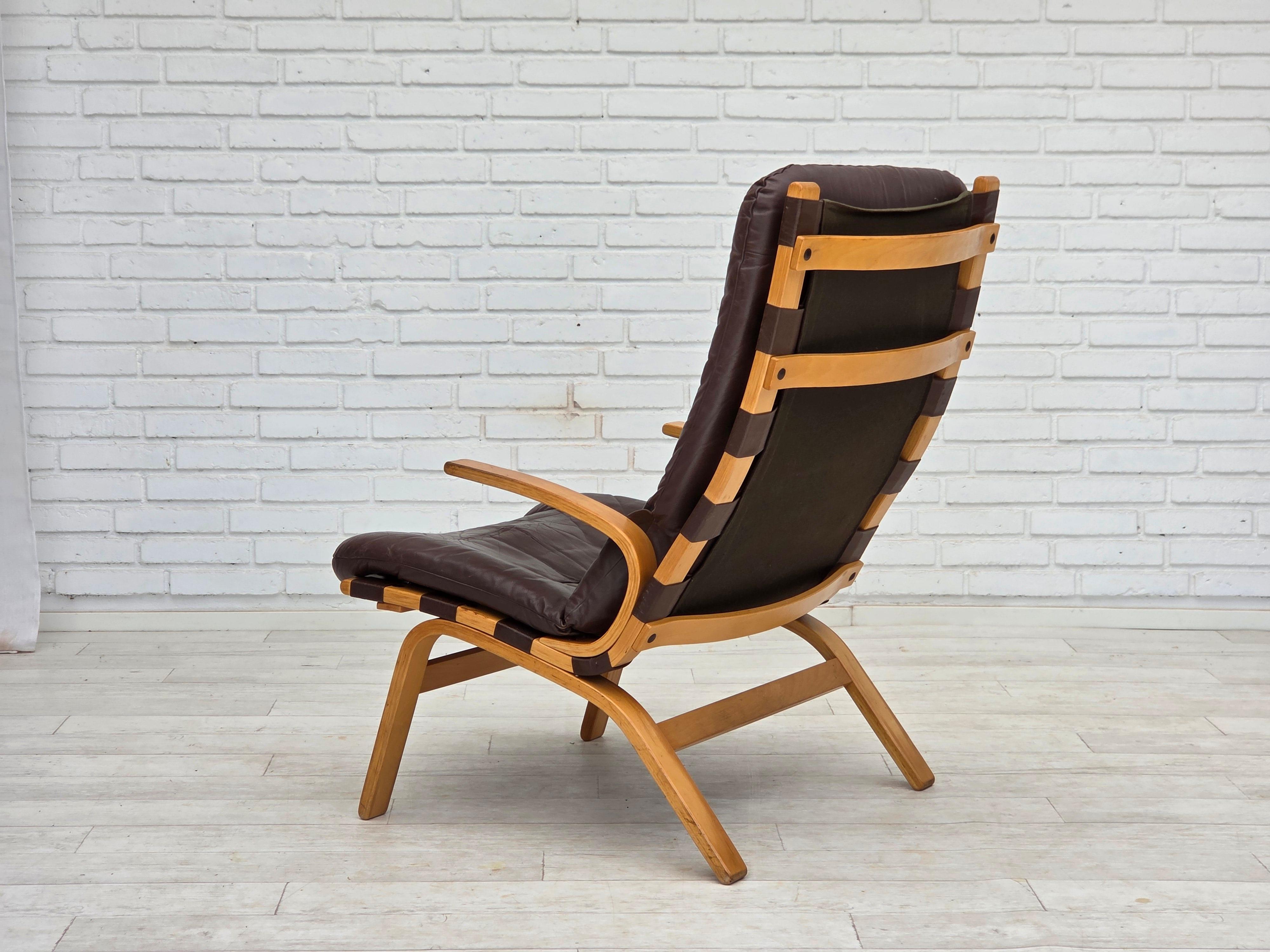 1970s, Danish design by Farstrup, set of 2 armchairs, furniture leather. For Sale 13
