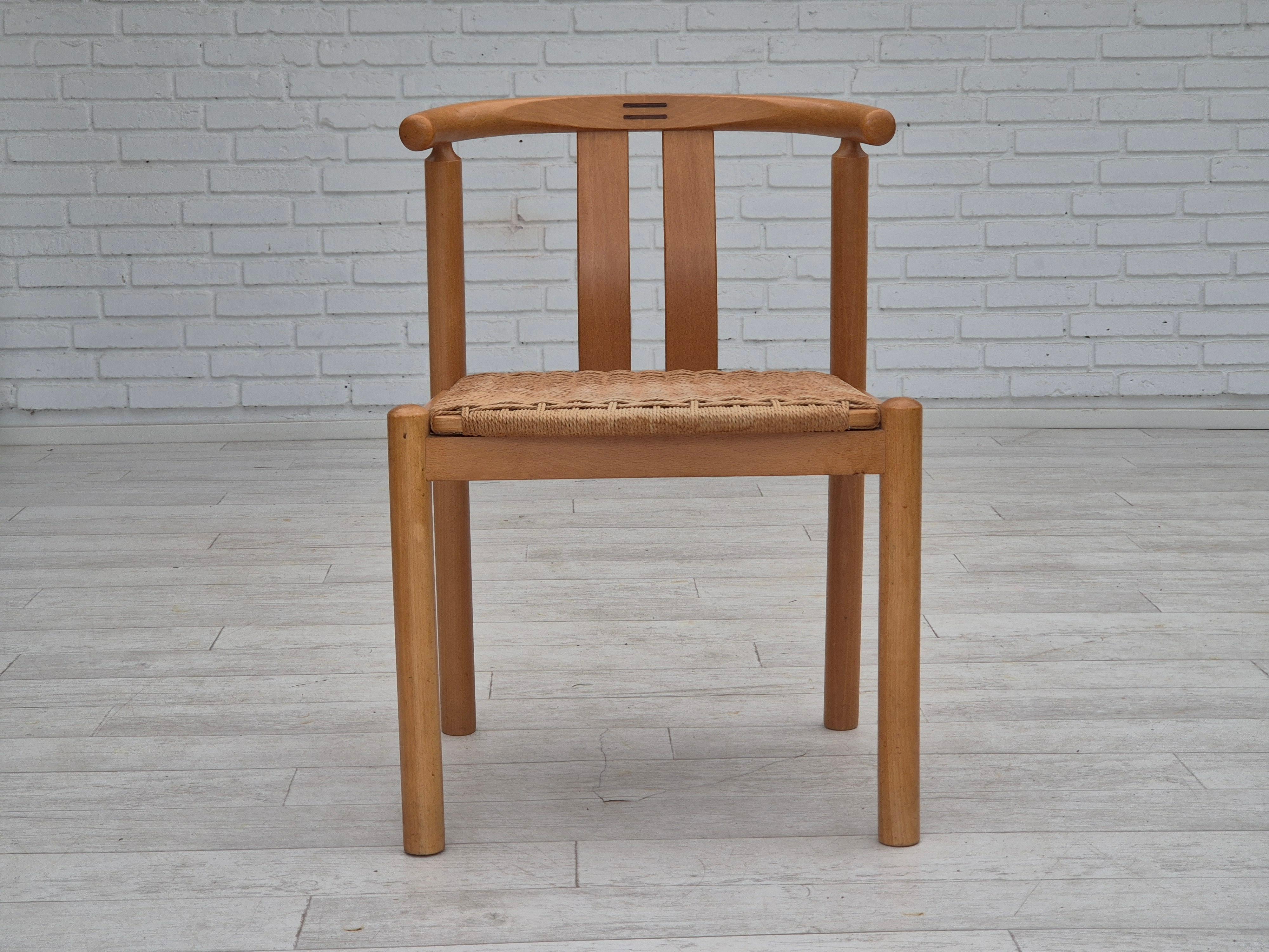 1970, design danois de Hans J. Frydendahl, paire de chaises modèle « Cléopâtre ». Bon état - En vente à Tarm, 82