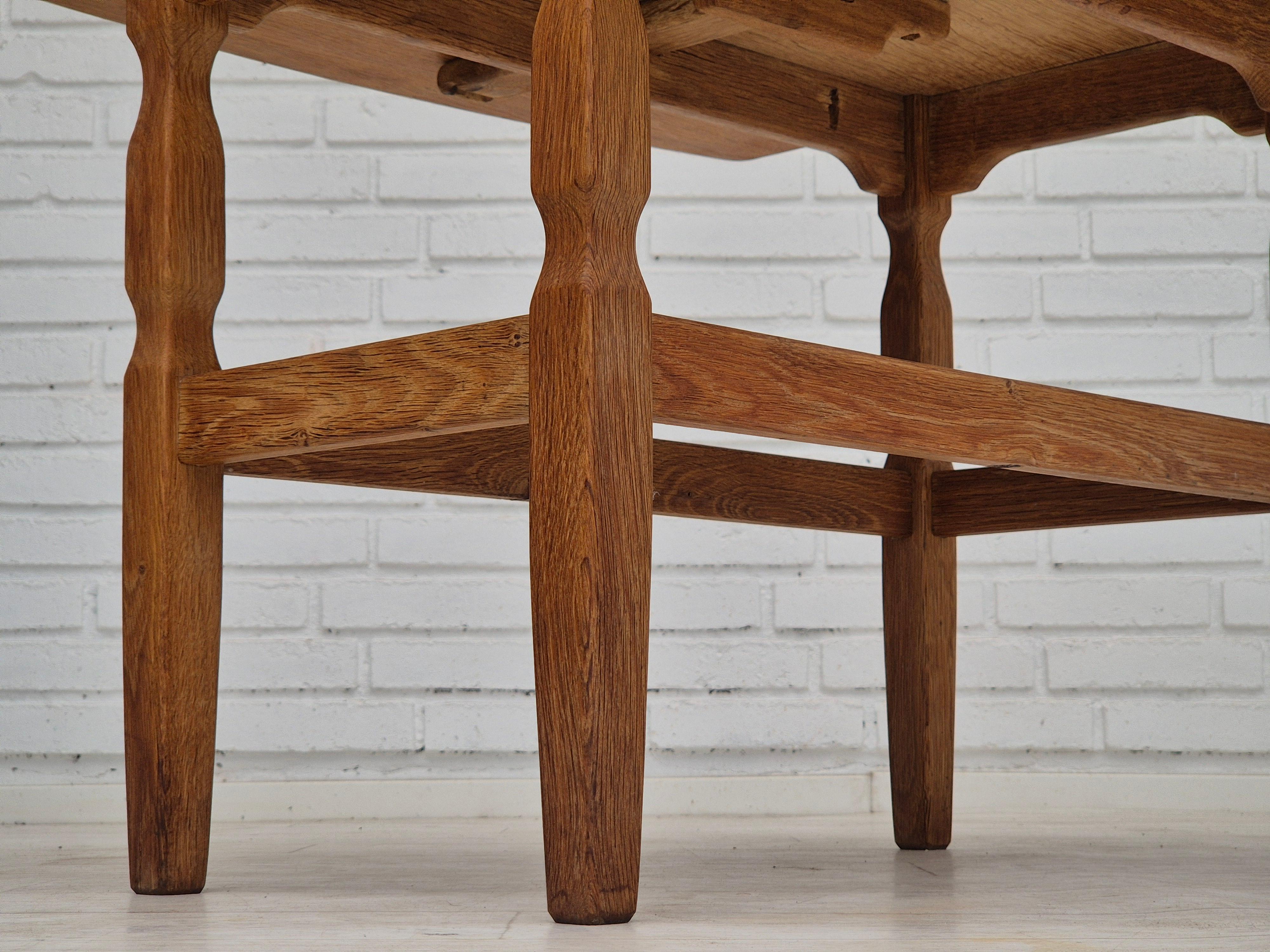 Années 1970, design danois de Henning Kjærnulf pour EG Kvalitetsmøbel, table de canapé. en vente 3