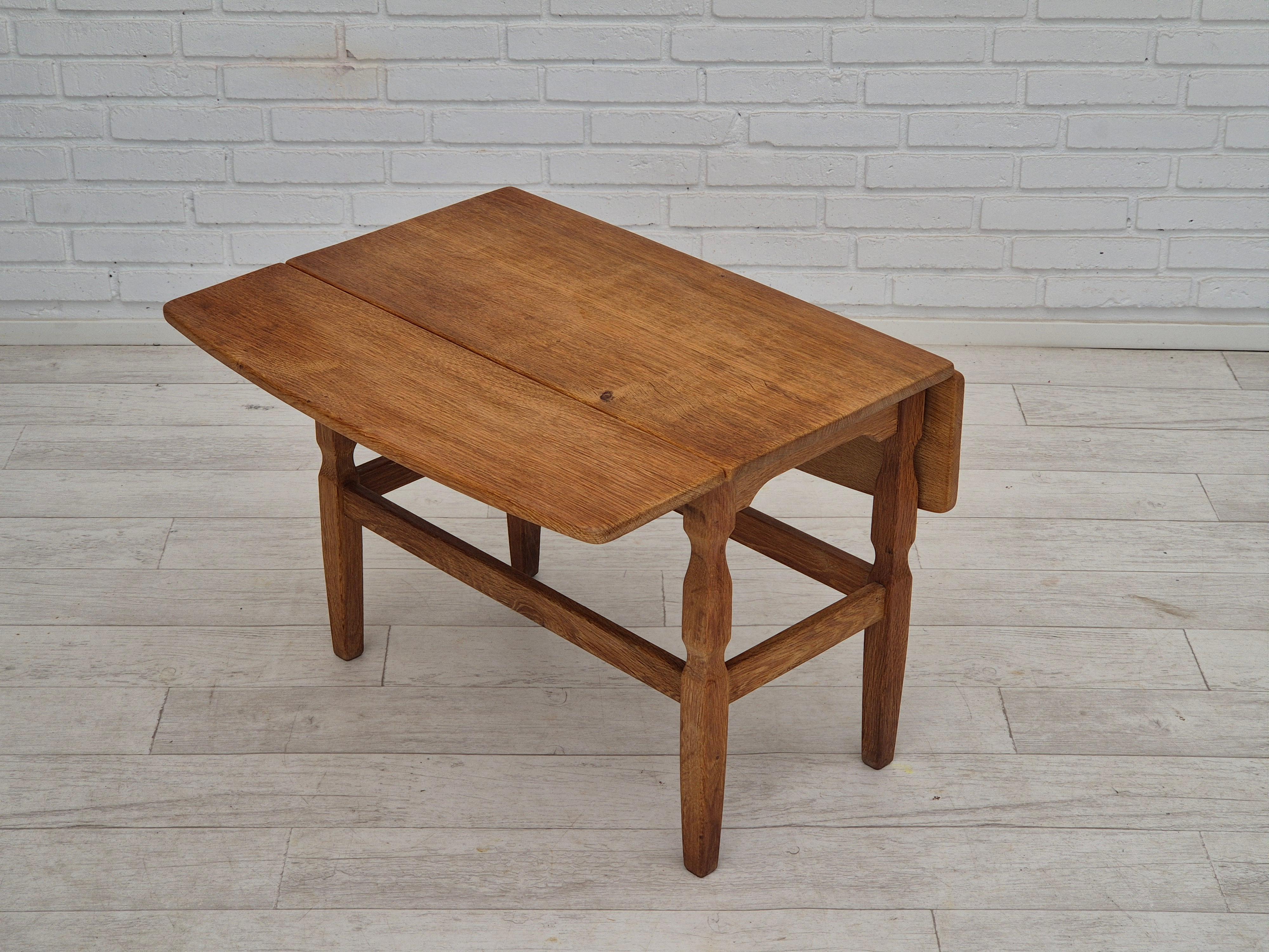 Scandinave moderne Années 1970, design danois de Henning Kjærnulf pour EG Kvalitetsmøbel, table de canapé. en vente