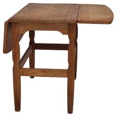 Anni '70, design danese di Henning Kjærnulf per EG Kvalitetsmøbel, tavolo da divano.