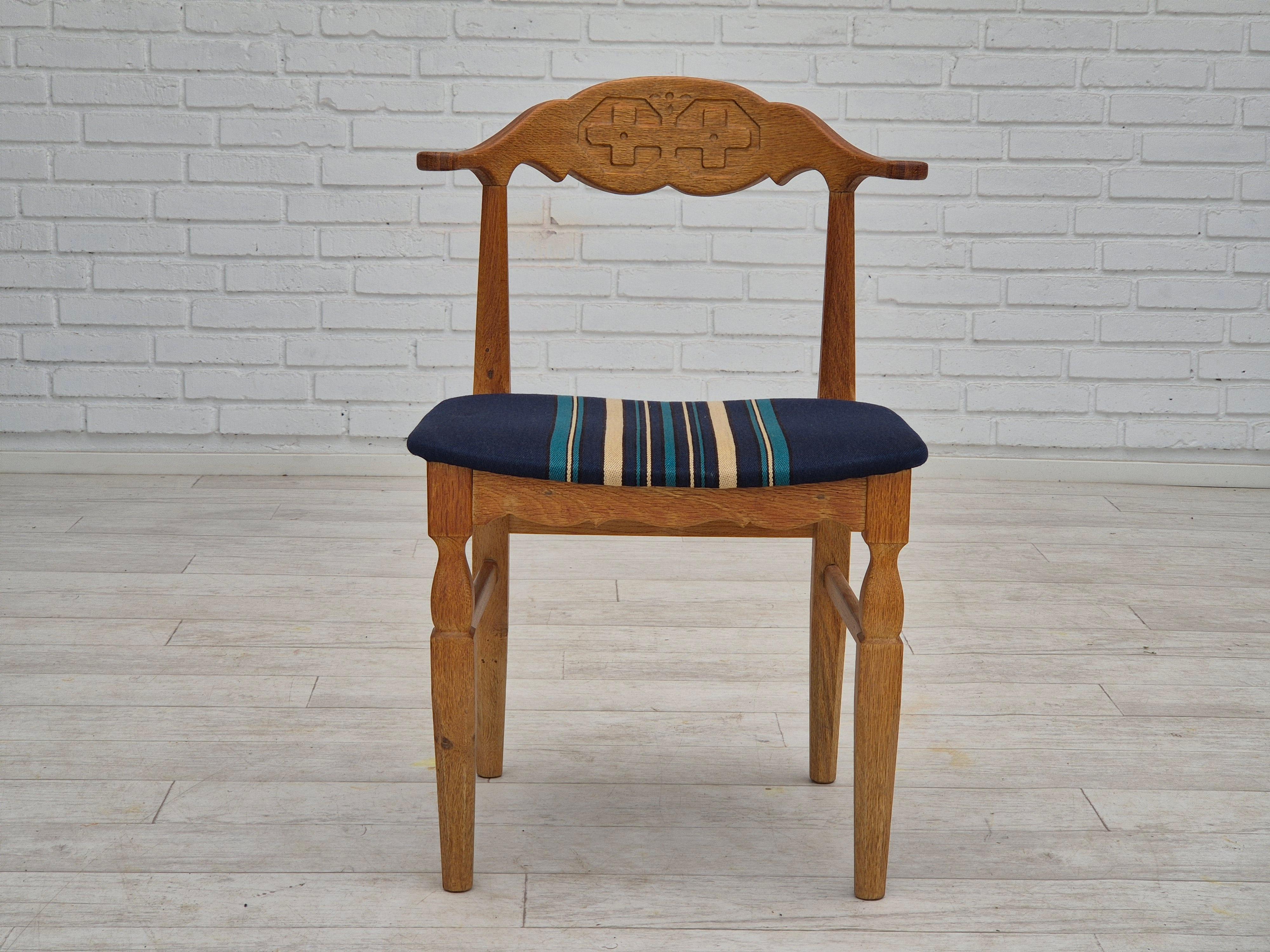 Danese Anni '70, design danese di Henning Kjærnulf, set di 4 sedie da pranzo. in vendita