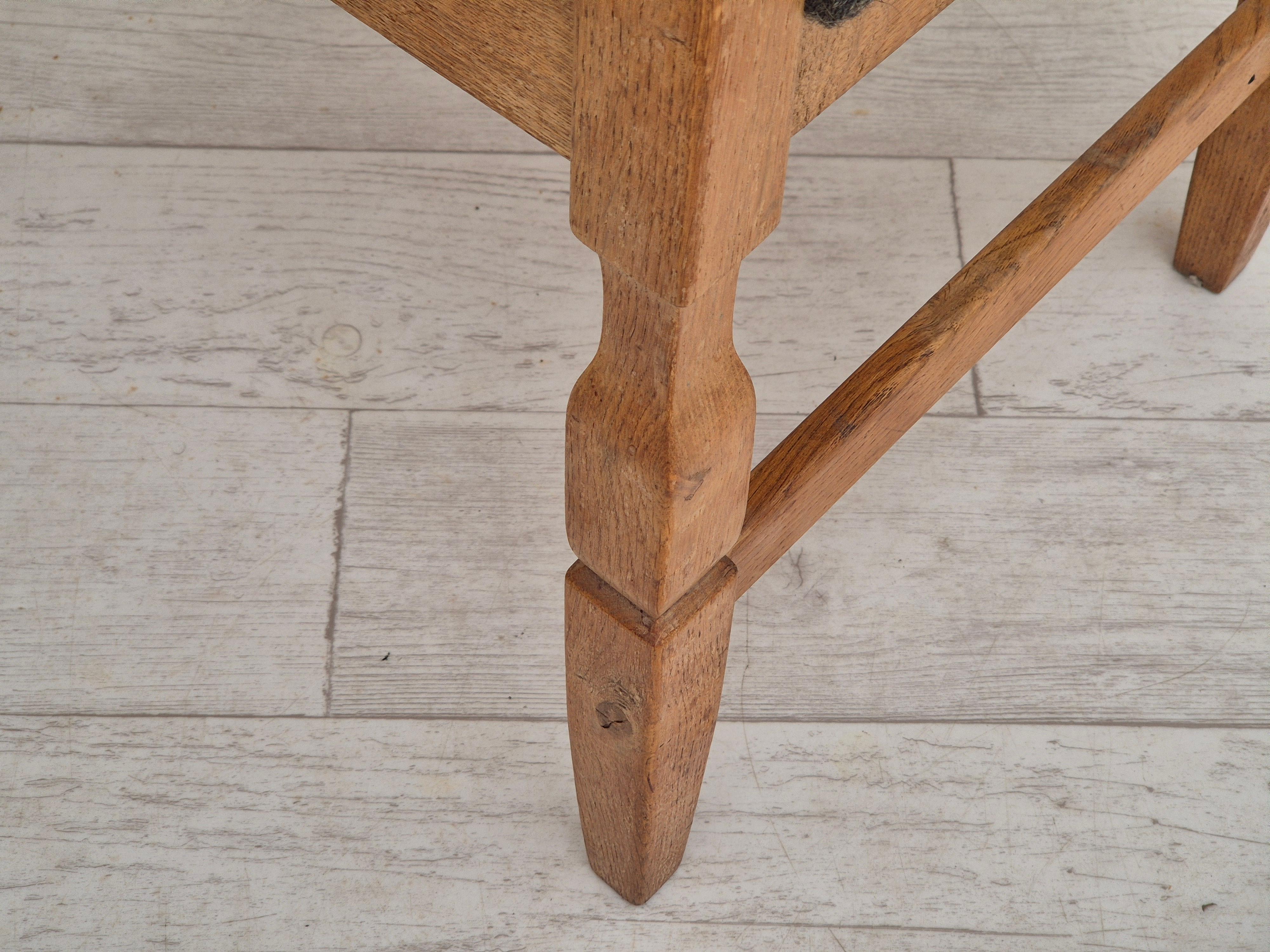 Anni '70, design danese di Henning Kjærnulf, set di 4 sedie da pranzo, originali. in vendita 4