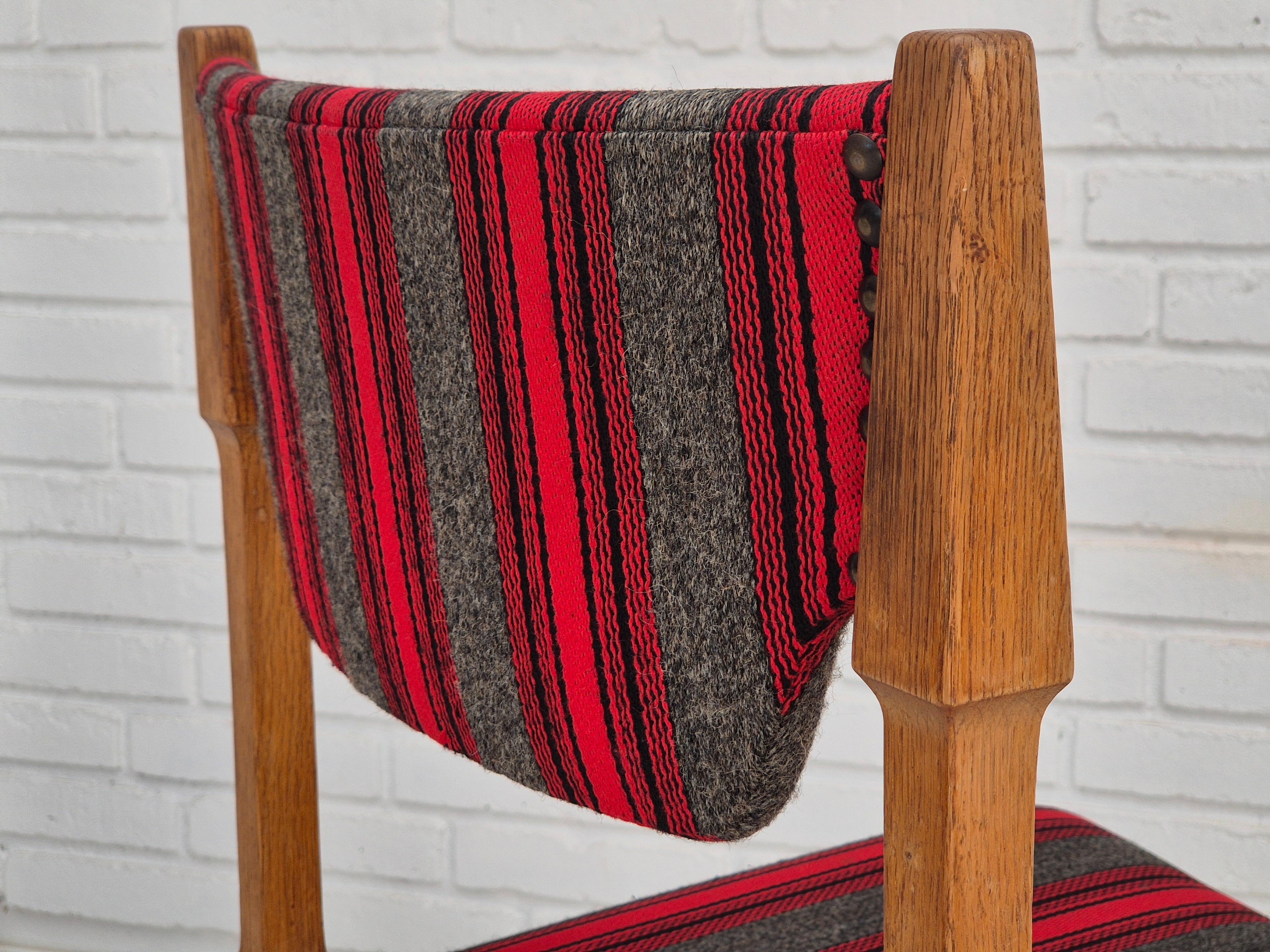 Anni '70, design danese di Henning Kjærnulf, set di 4 sedie da pranzo, originali. in vendita 5