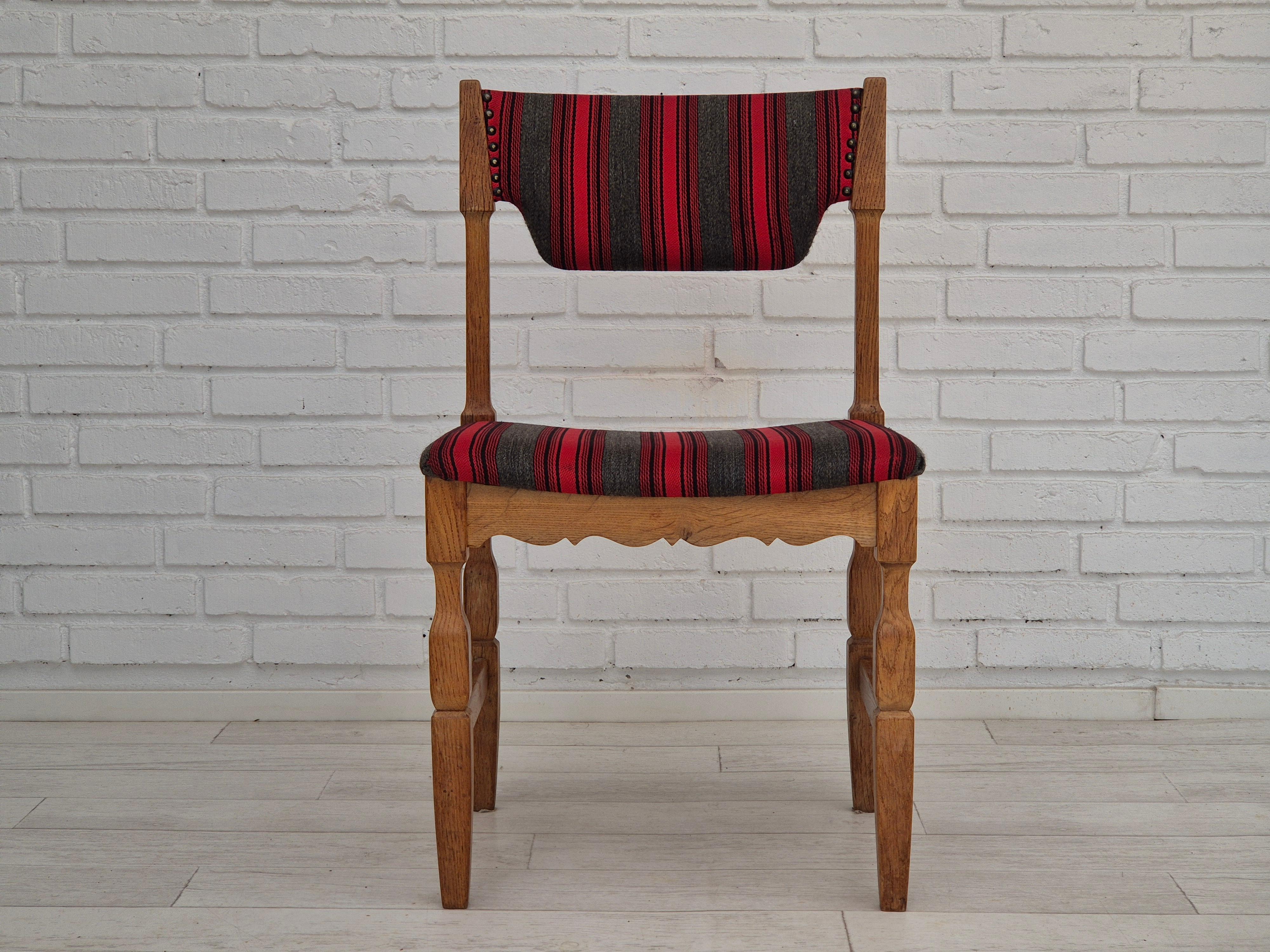 Scandinavo moderno Anni '70, design danese di Henning Kjærnulf, set di 4 sedie da pranzo, originali. in vendita