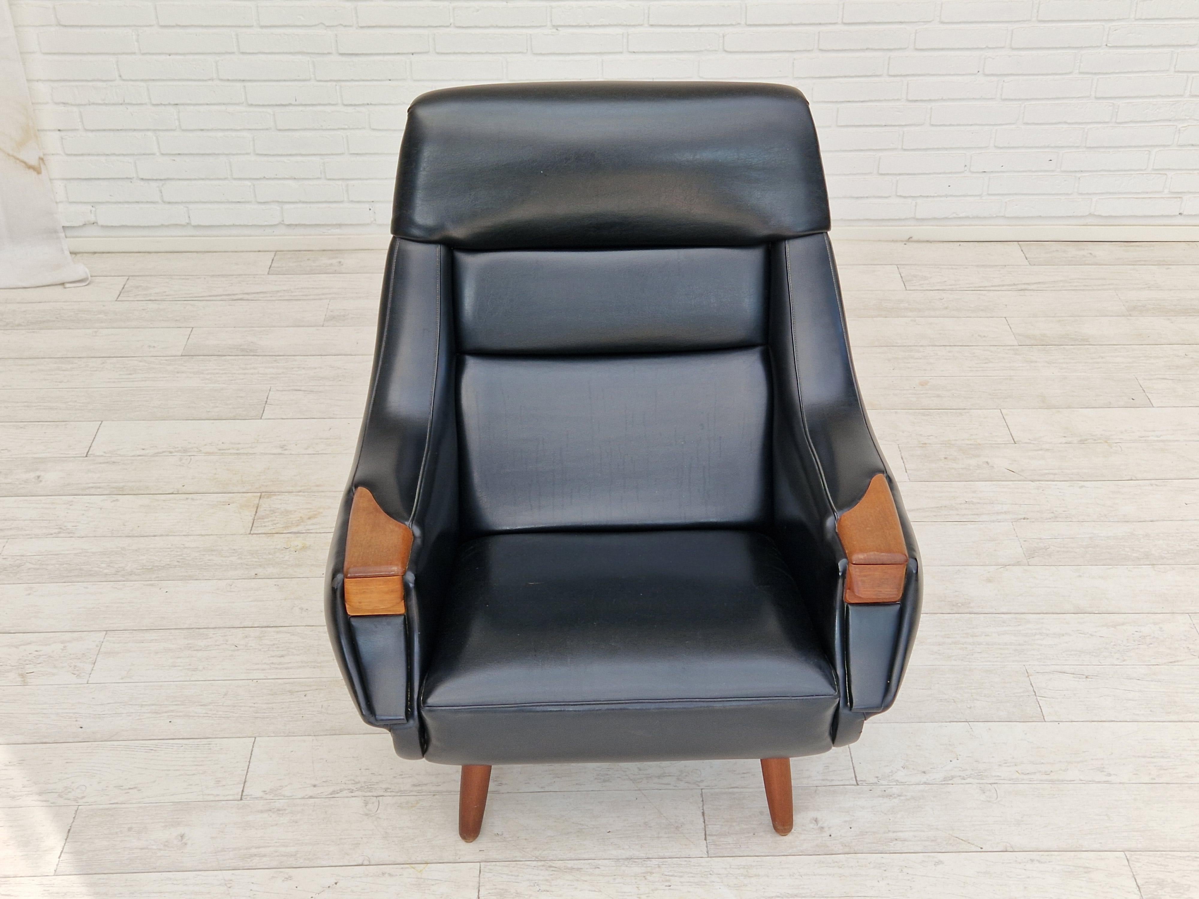 1970s, Danish design by Henry Walter Klein for Bramin Møbler, armchair. For Sale 6