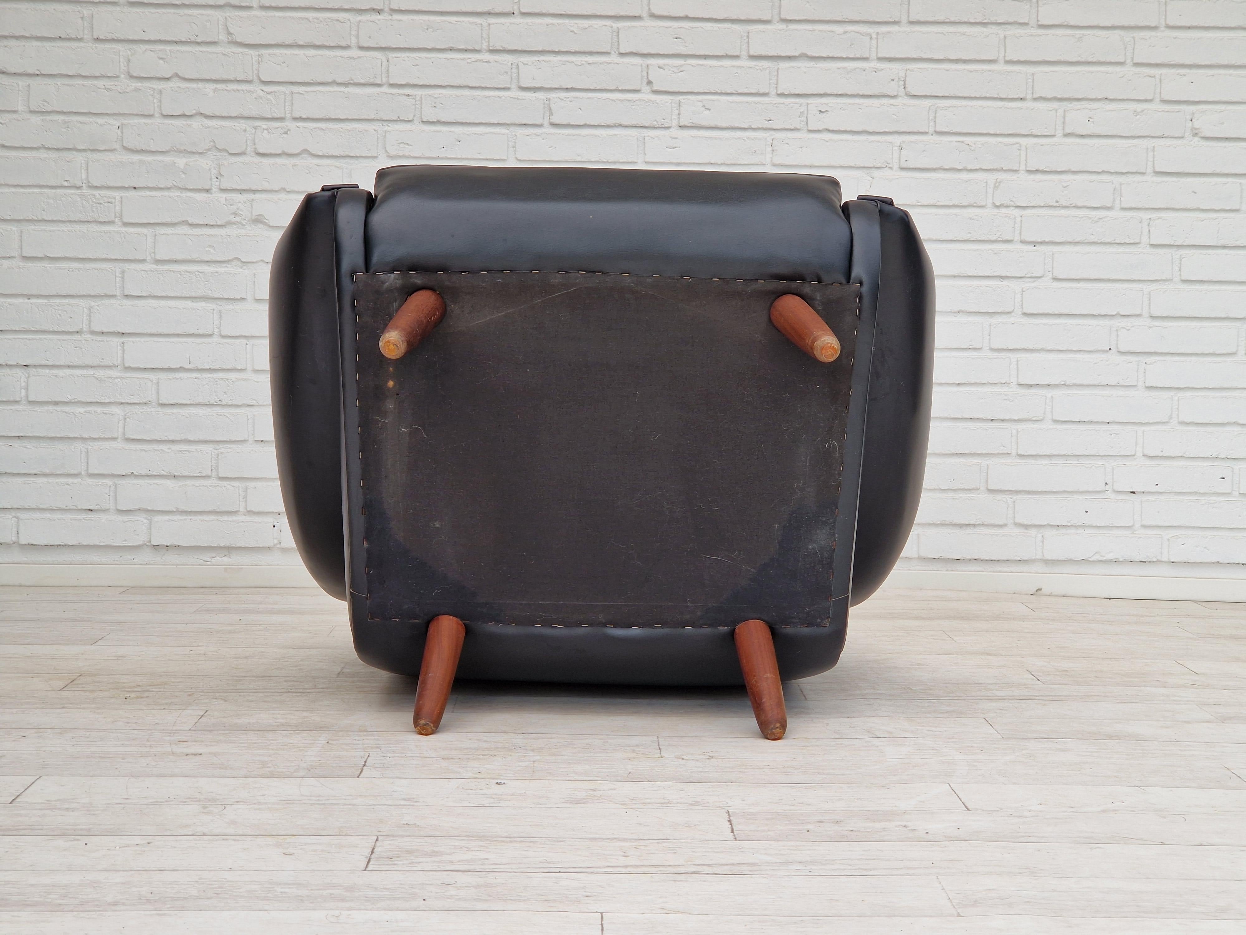 1970s, Danish design by Henry Walter Klein for Bramin Møbler, armchair. For Sale 7