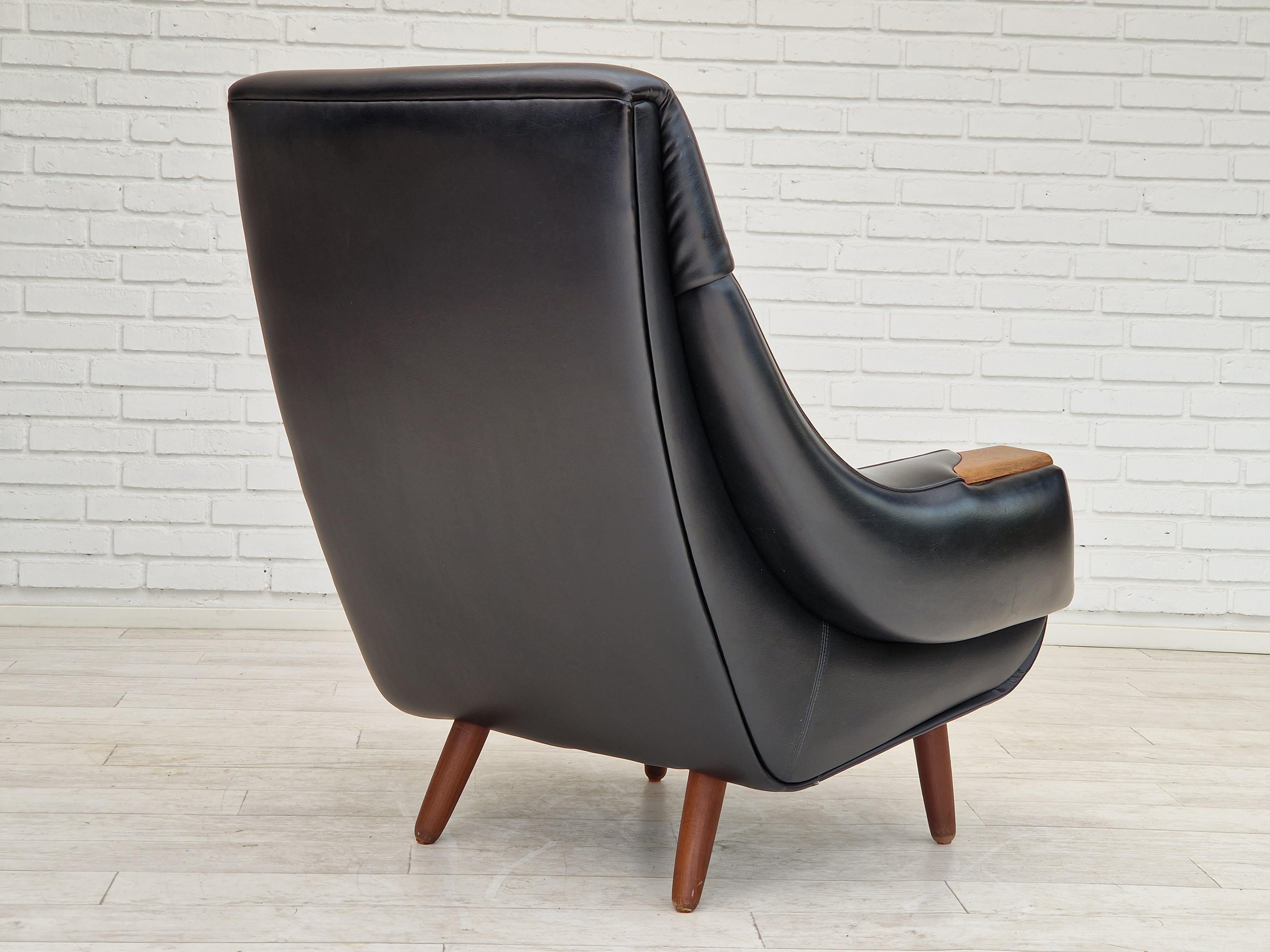Mid-20th Century 1970s, Danish design by Henry Walter Klein for Bramin Møbler, armchair. For Sale