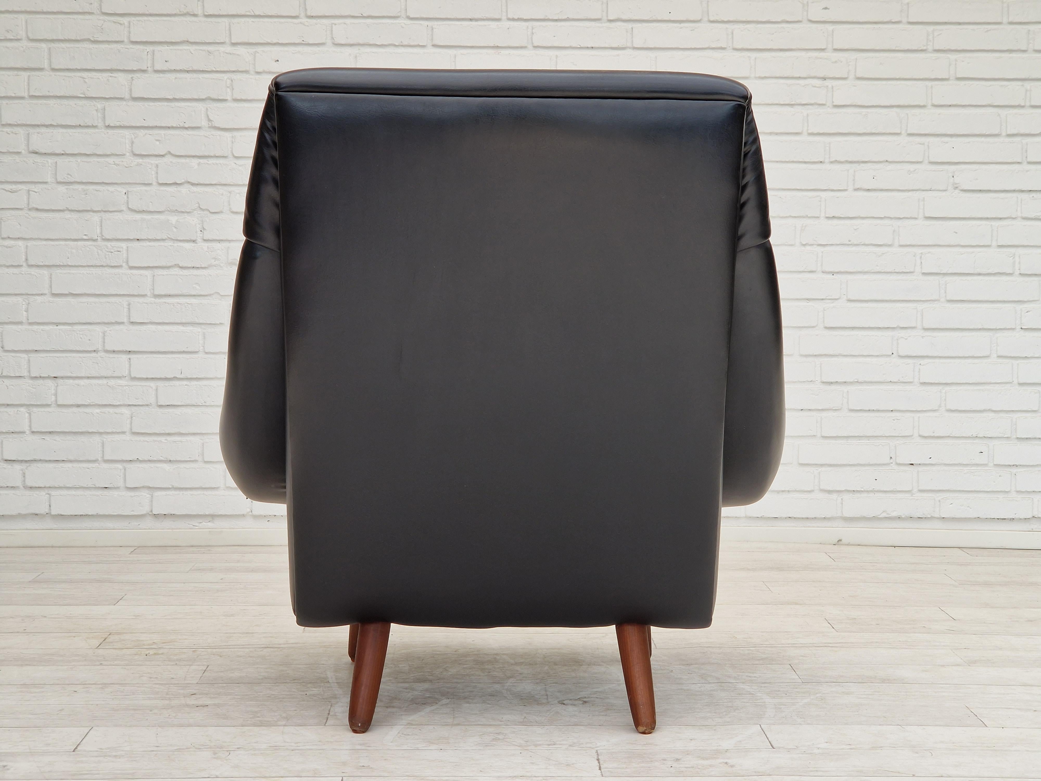 Leather 1970s, Danish design by Henry Walter Klein for Bramin Møbler, armchair. For Sale