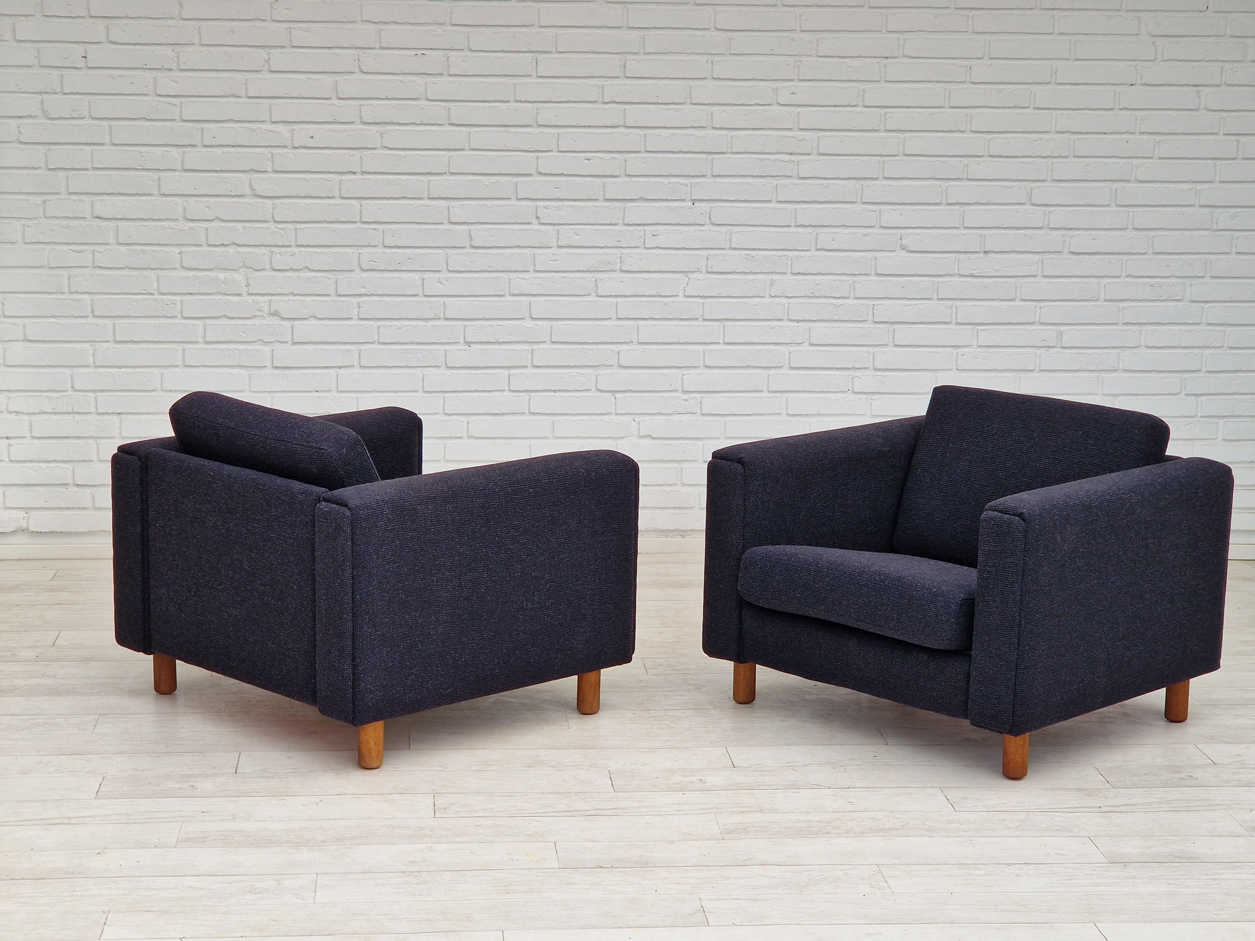 1970er Jahre, dänisches Design von H.J. Wegner, neu gepolsterter Sessel, Modell GE300. (Wolle) im Angebot