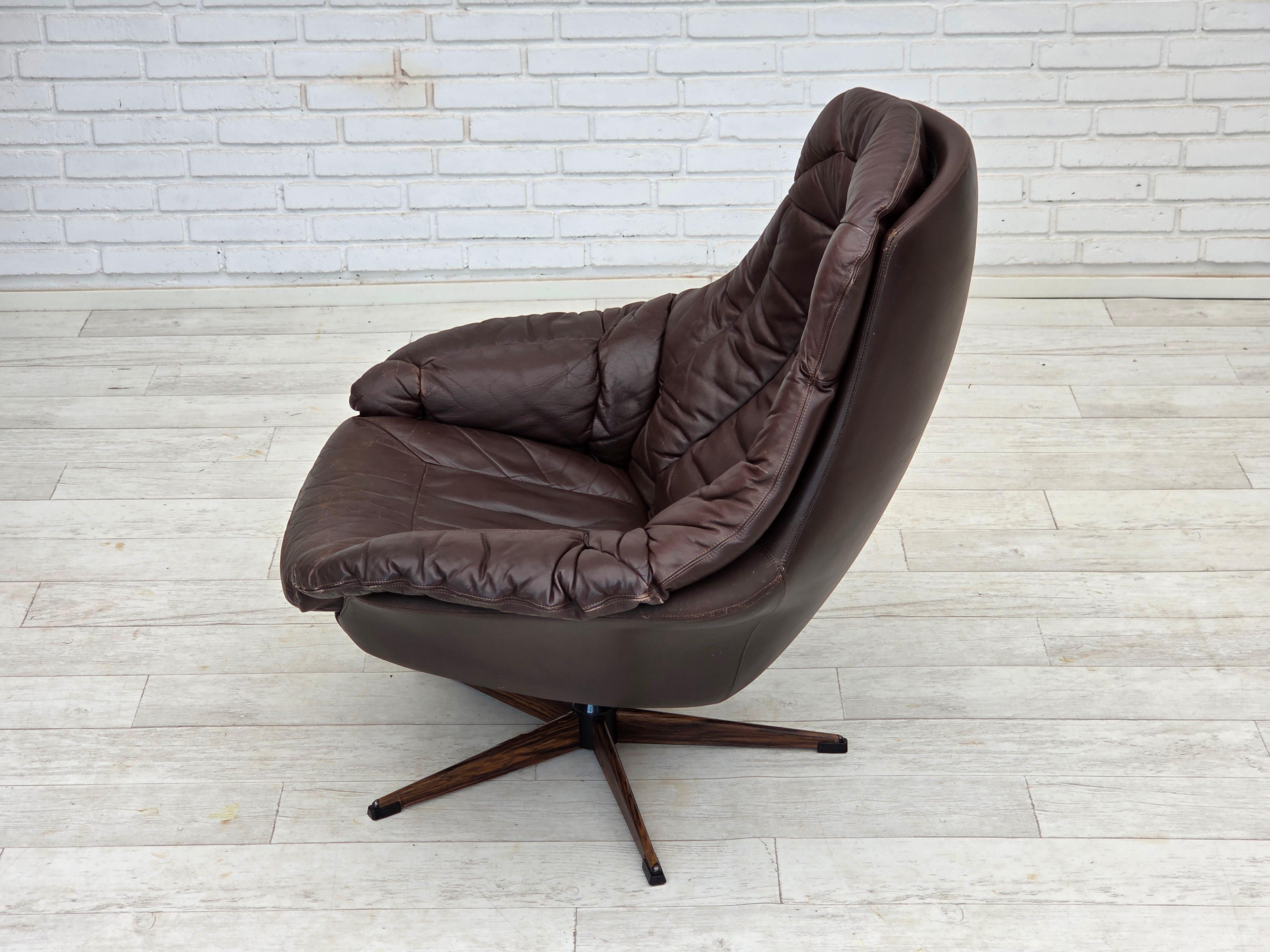 1970s, Danish design by H.W.Klein, swivel chair for Bramin Møbler. For Sale 7