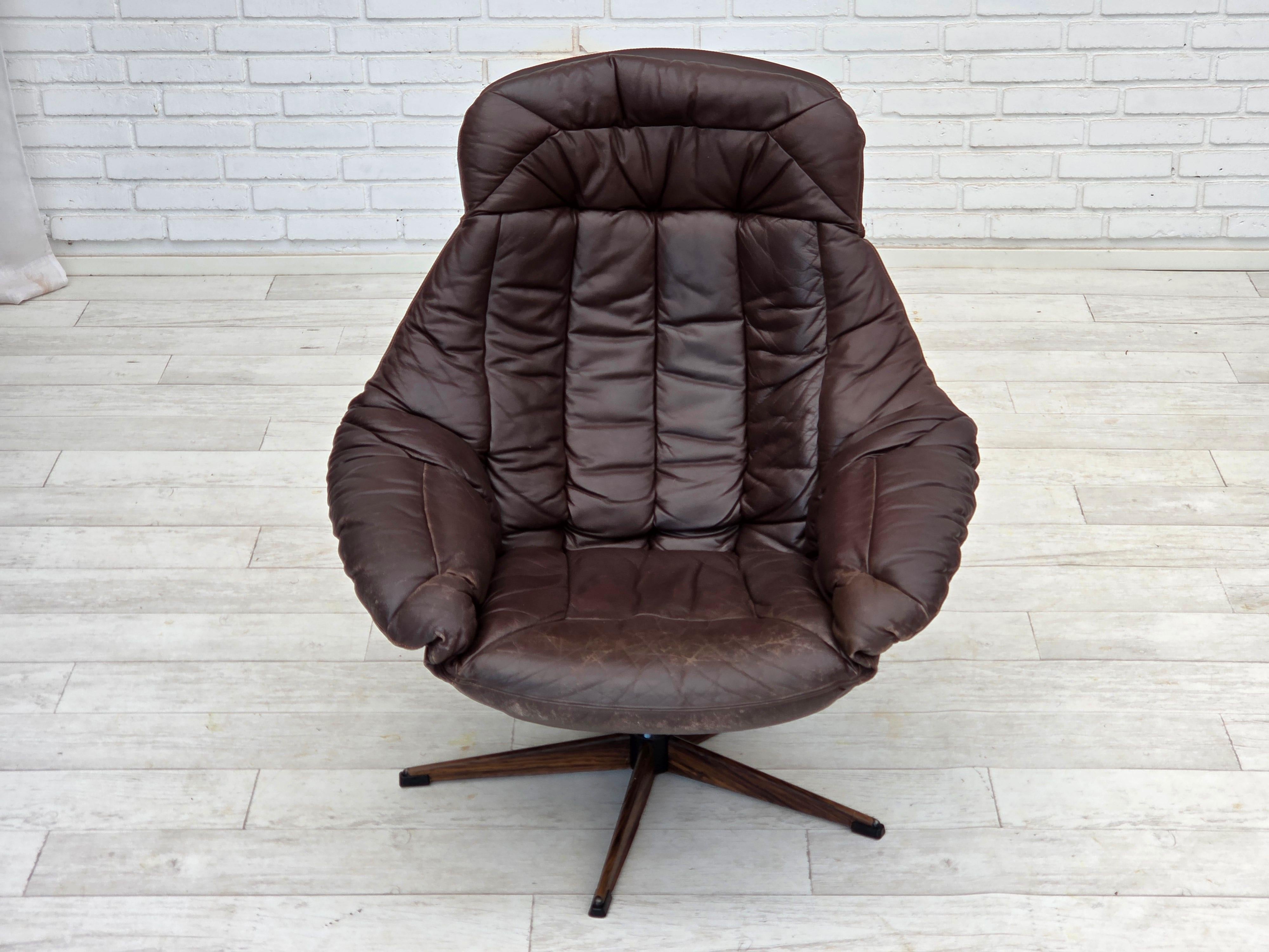 1970s, Danish design by H.W.Klein. swivel chair model 