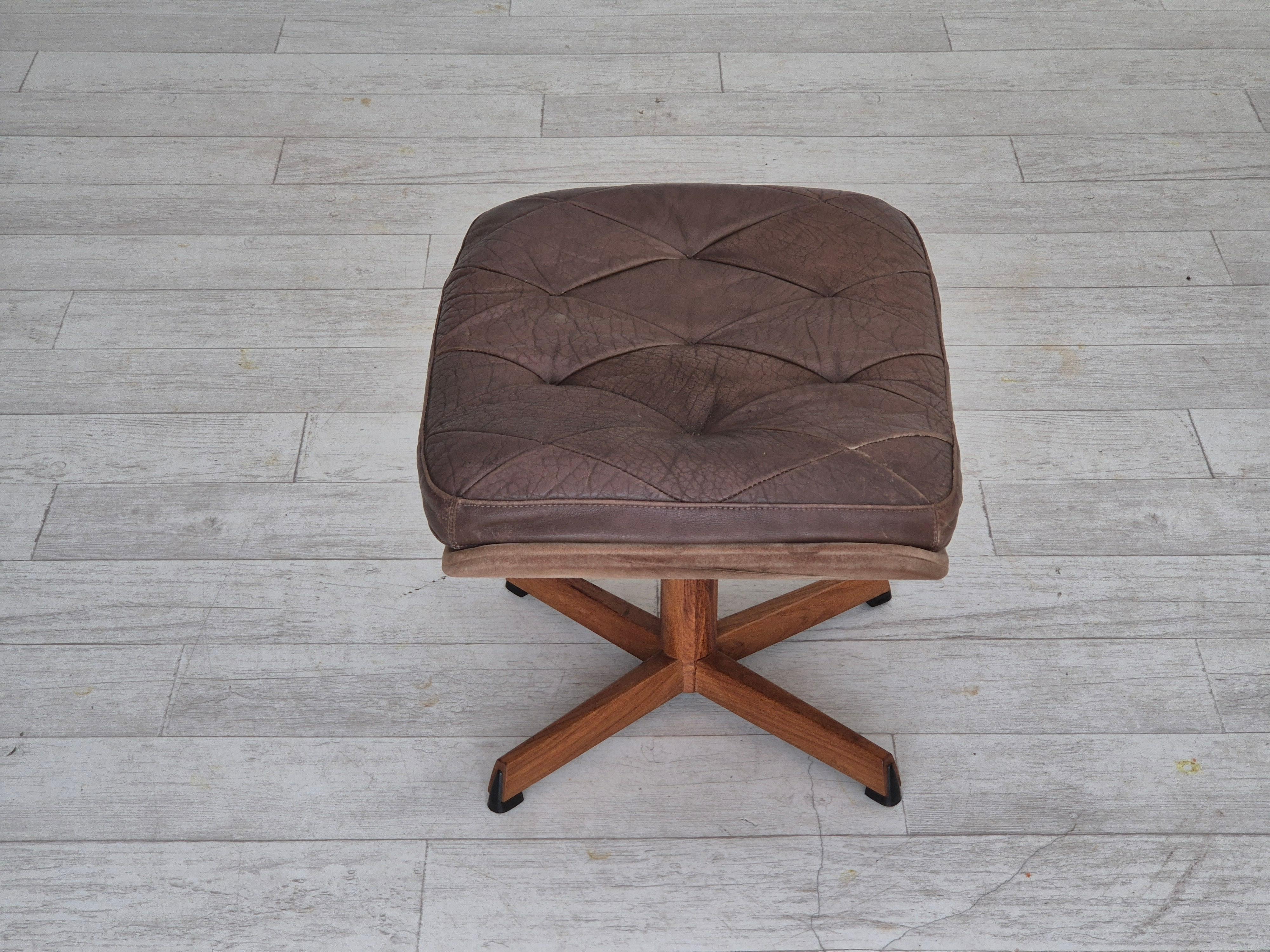 1970er Jahre, dänisches Design von Madsen & Schubell, verstellbarer Fußhocker, original. im Zustand „Gut“ im Angebot in Tarm, 82