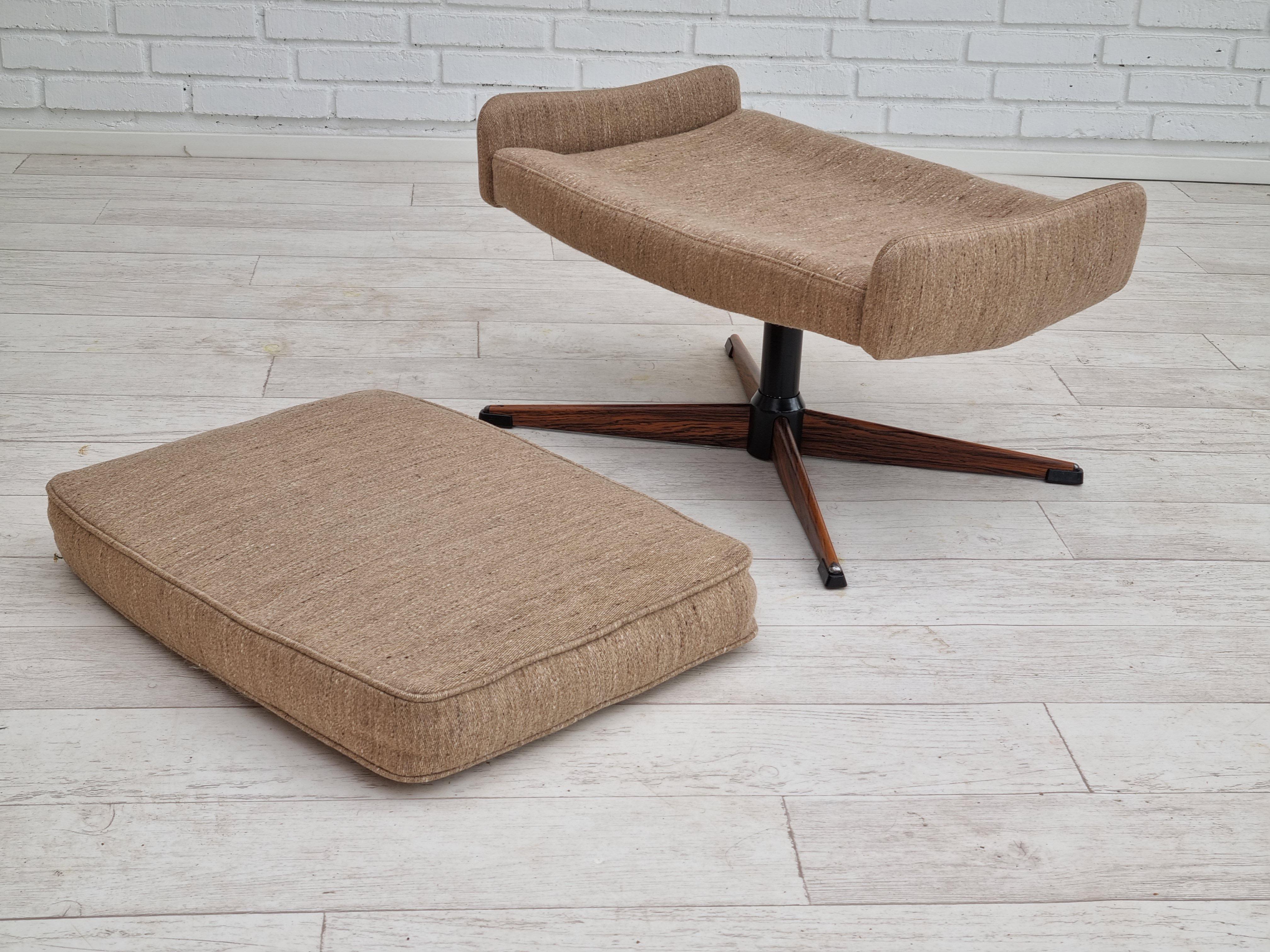 1970s, Danish Design by Madsen & Schubell, Swivel Armchair, Footstool, Wool For Sale 11