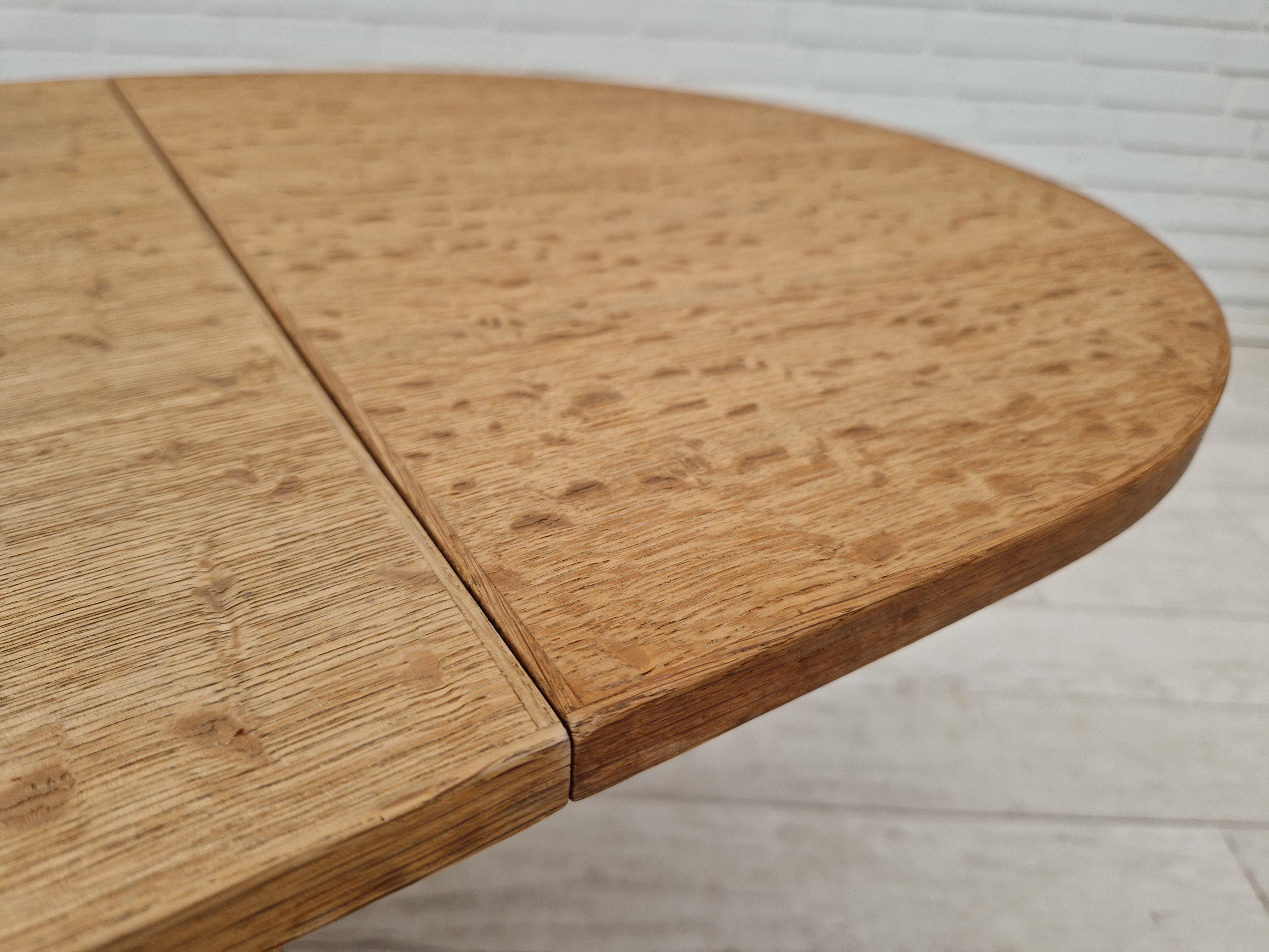 1970s, Danish Design, Coffee / Sewing Table, Oak Wood, Original Condition 4
