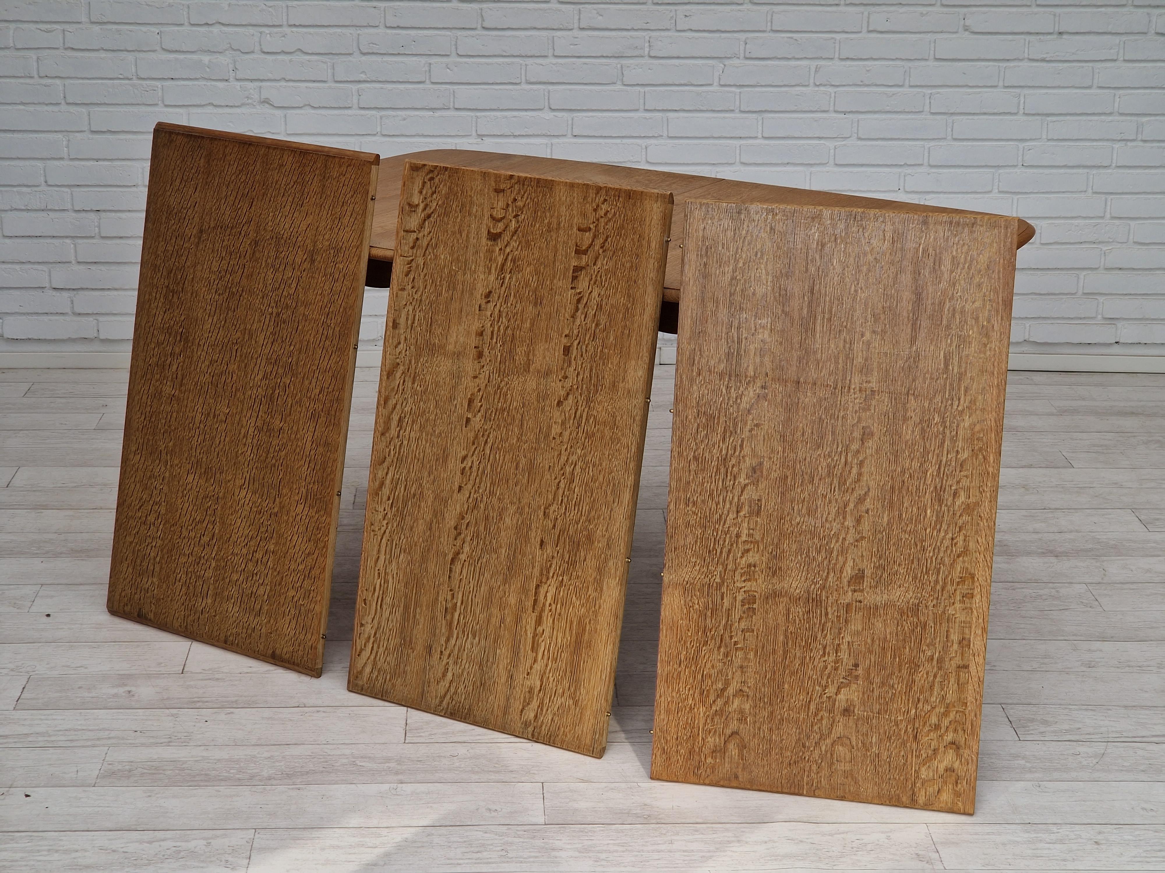 1970s, Danish Design, Dinning Set of Table and Four Chairs, Oak Wood, Wool For Sale 7