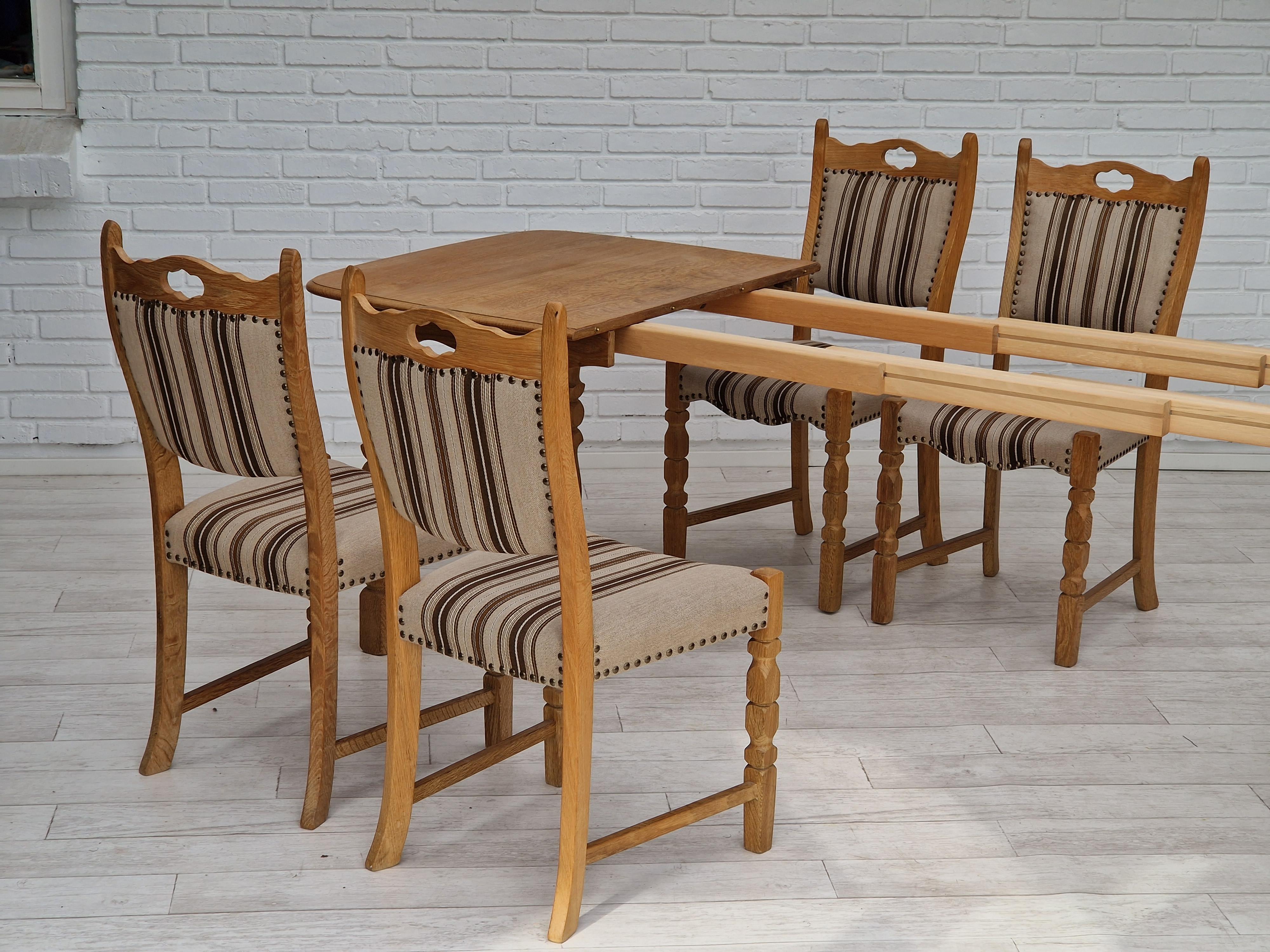1970s, Danish Design, Dinning Set of Table and Four Chairs, Oak Wood, Wool For Sale 4
