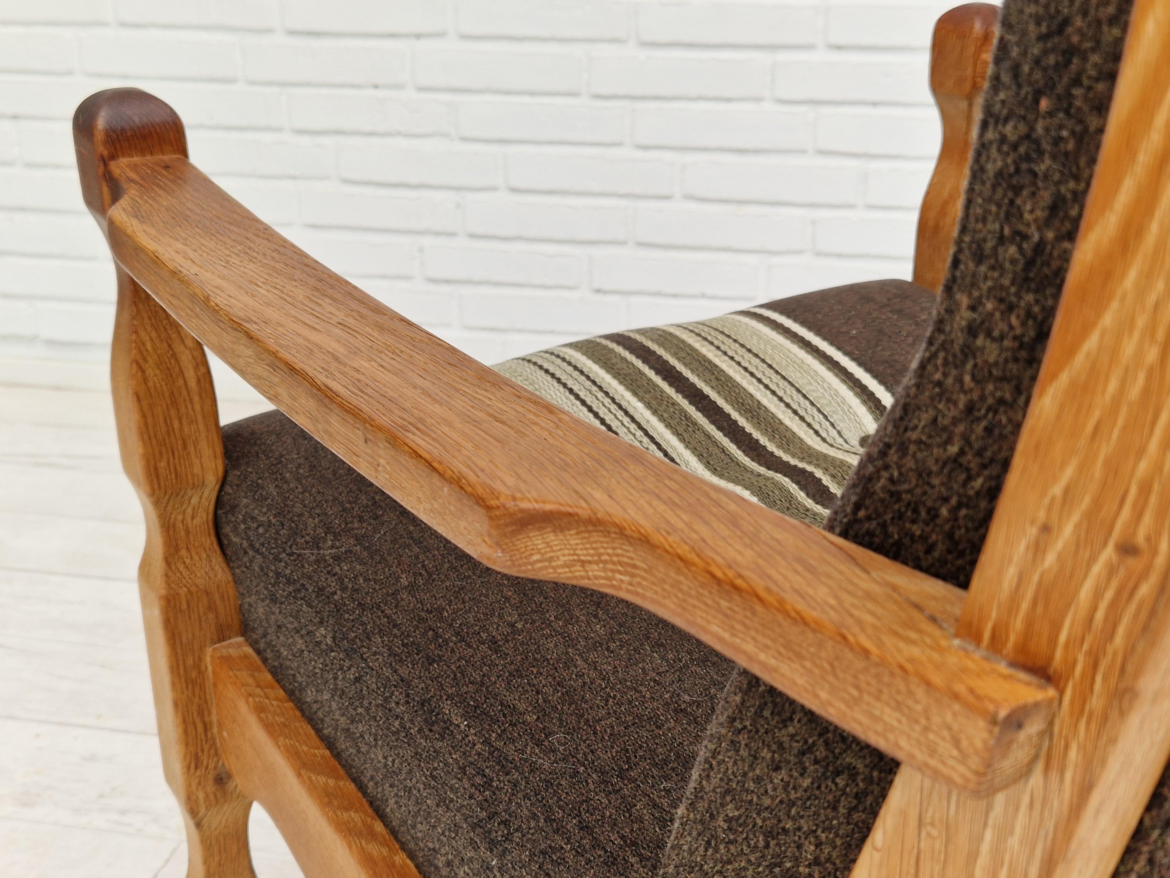 1970s, Danish design, oak wood armchair in furniture wool, oak wood. For Sale 6