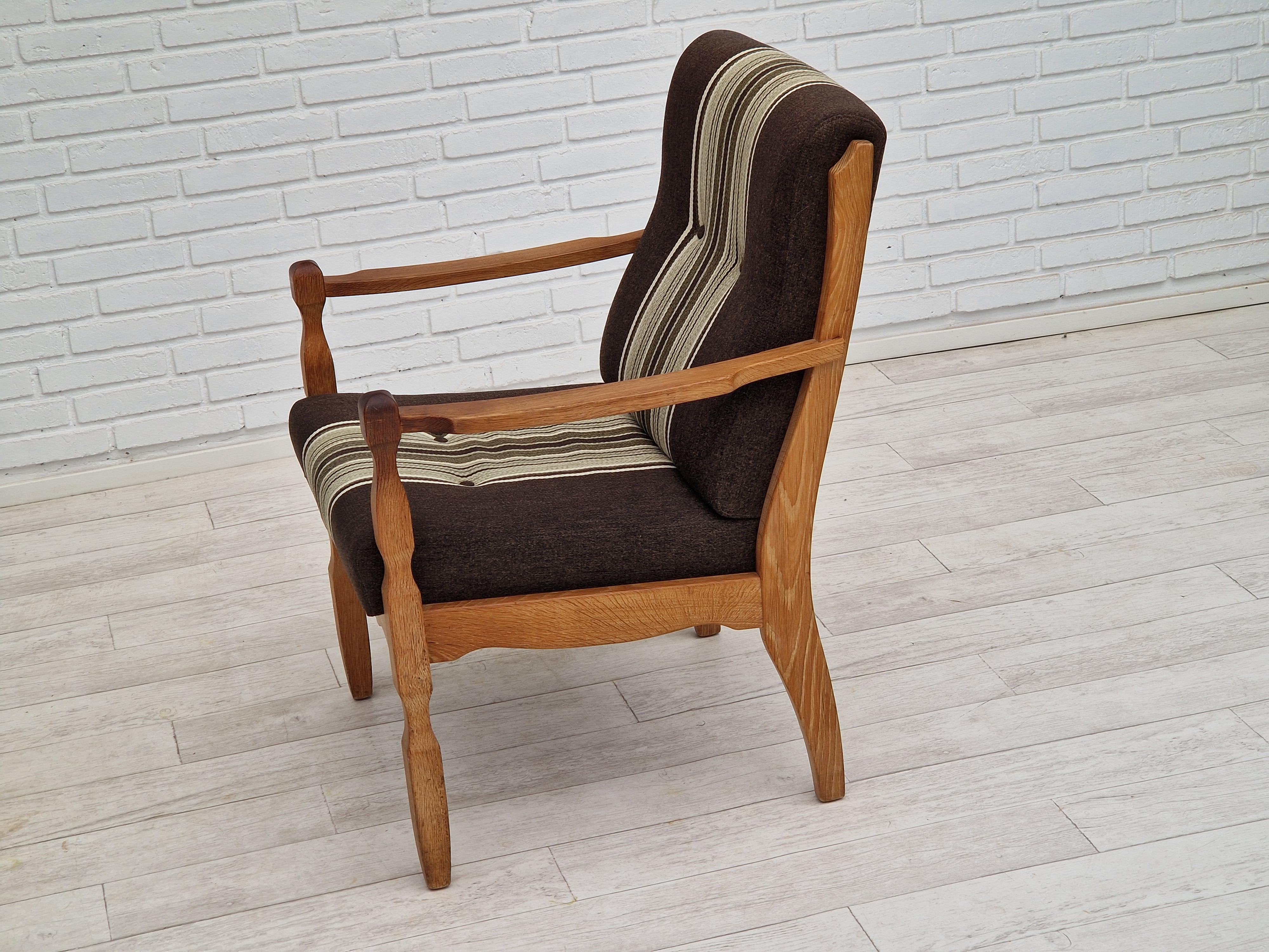 1970s, Danish design, oak wood armchair in furniture wool, oak wood. For Sale 7