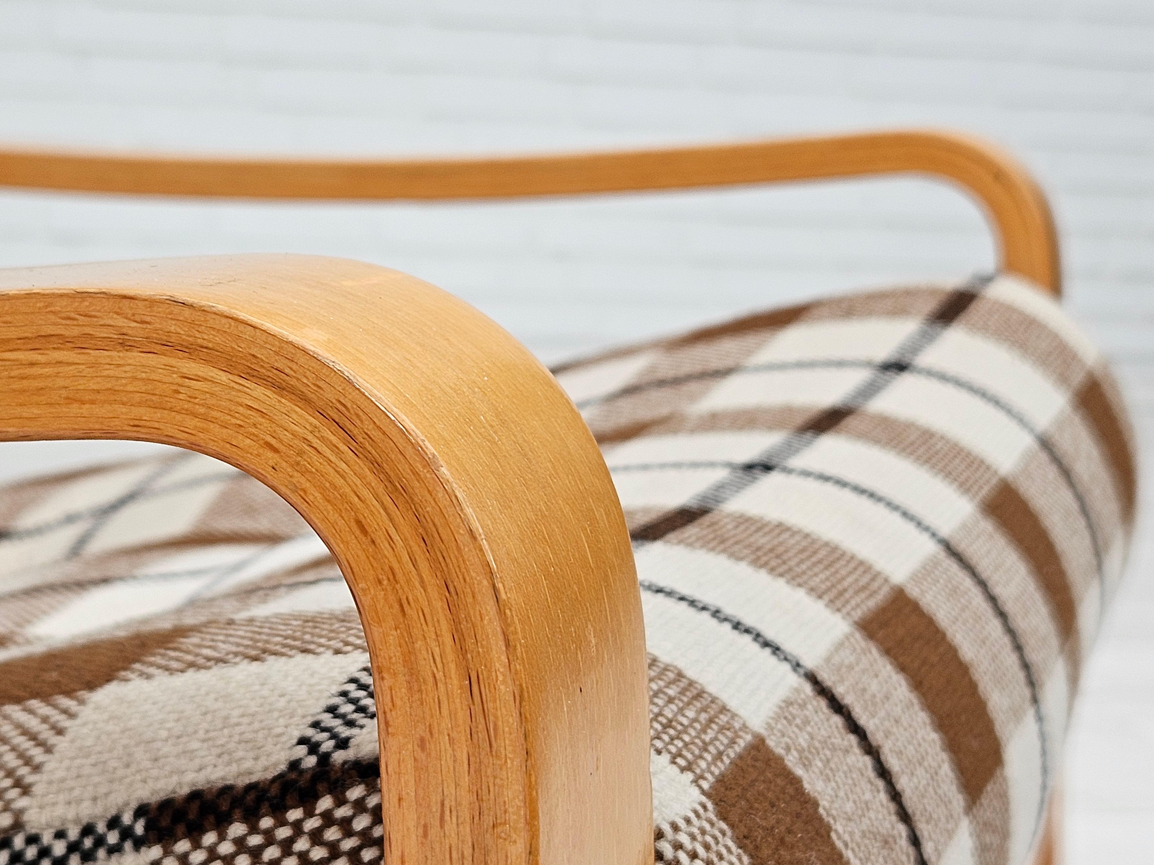 1970, design danois, par deux chaises longues en laine de mobilier, original. en vente 1