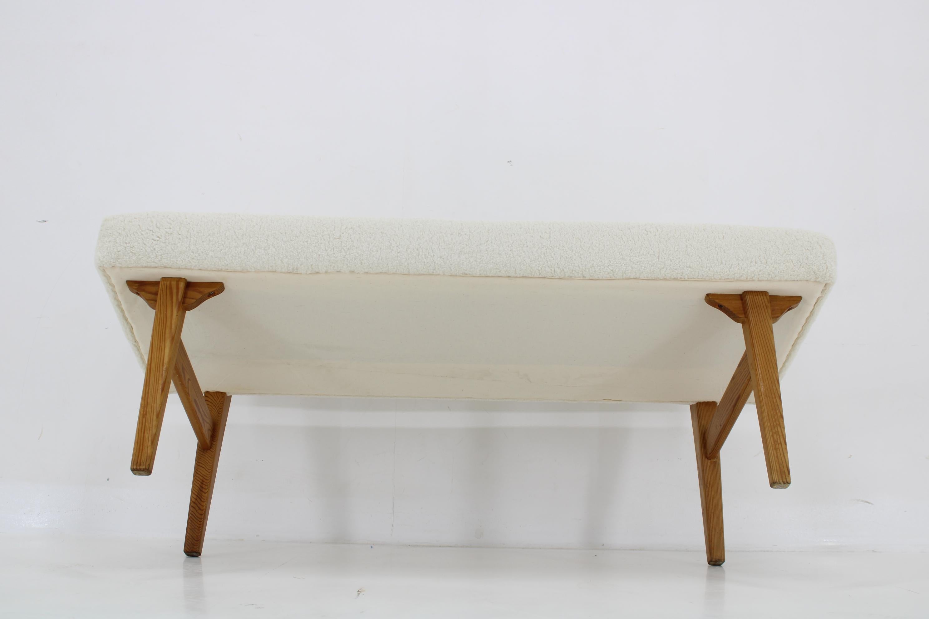 1970s Danish Dining Bench/Sofa, Restored  For Sale 7