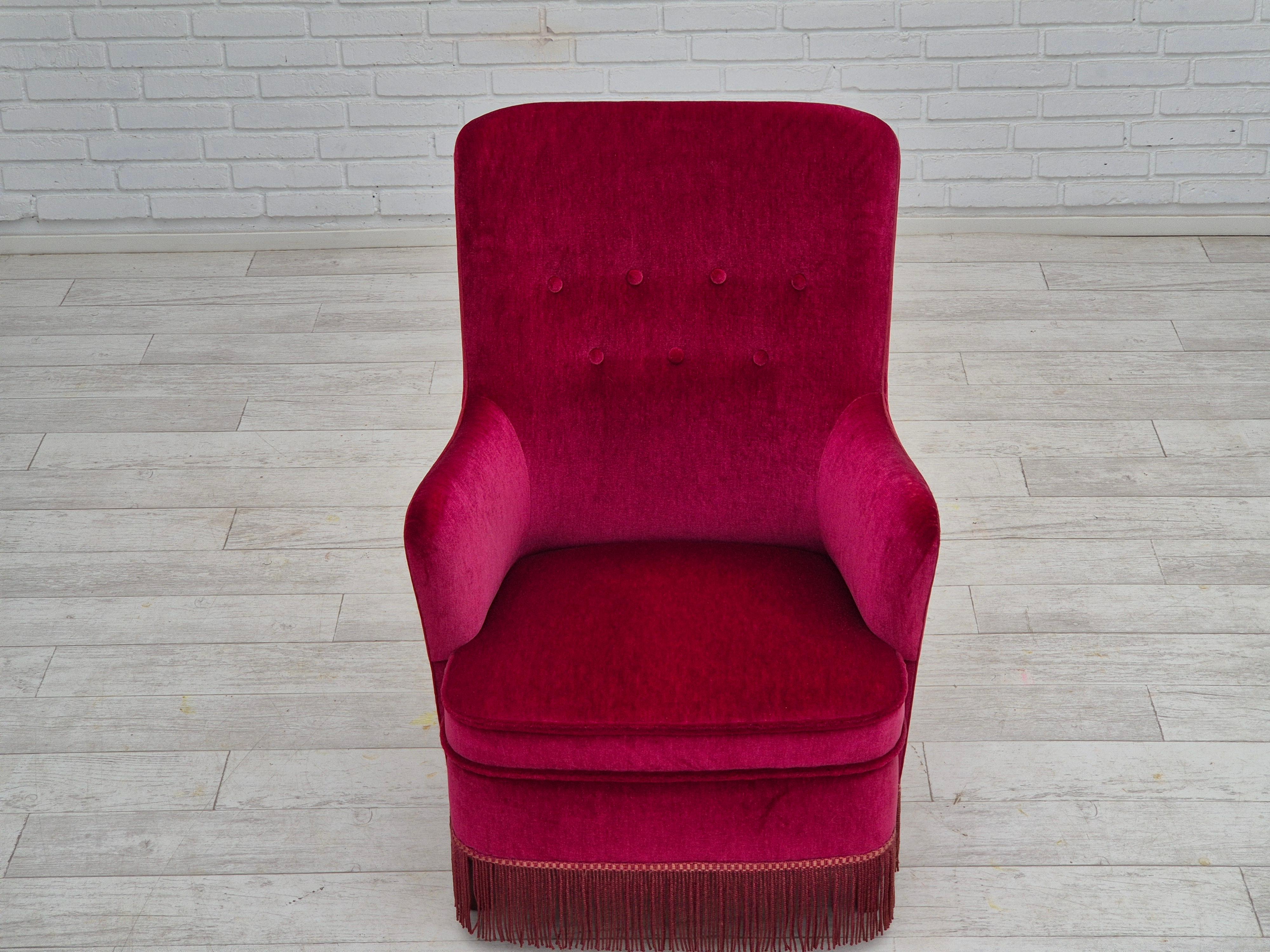 1970s, Danish easy chair, original very good condition, furniture velour. In Good Condition For Sale In Tarm, 82