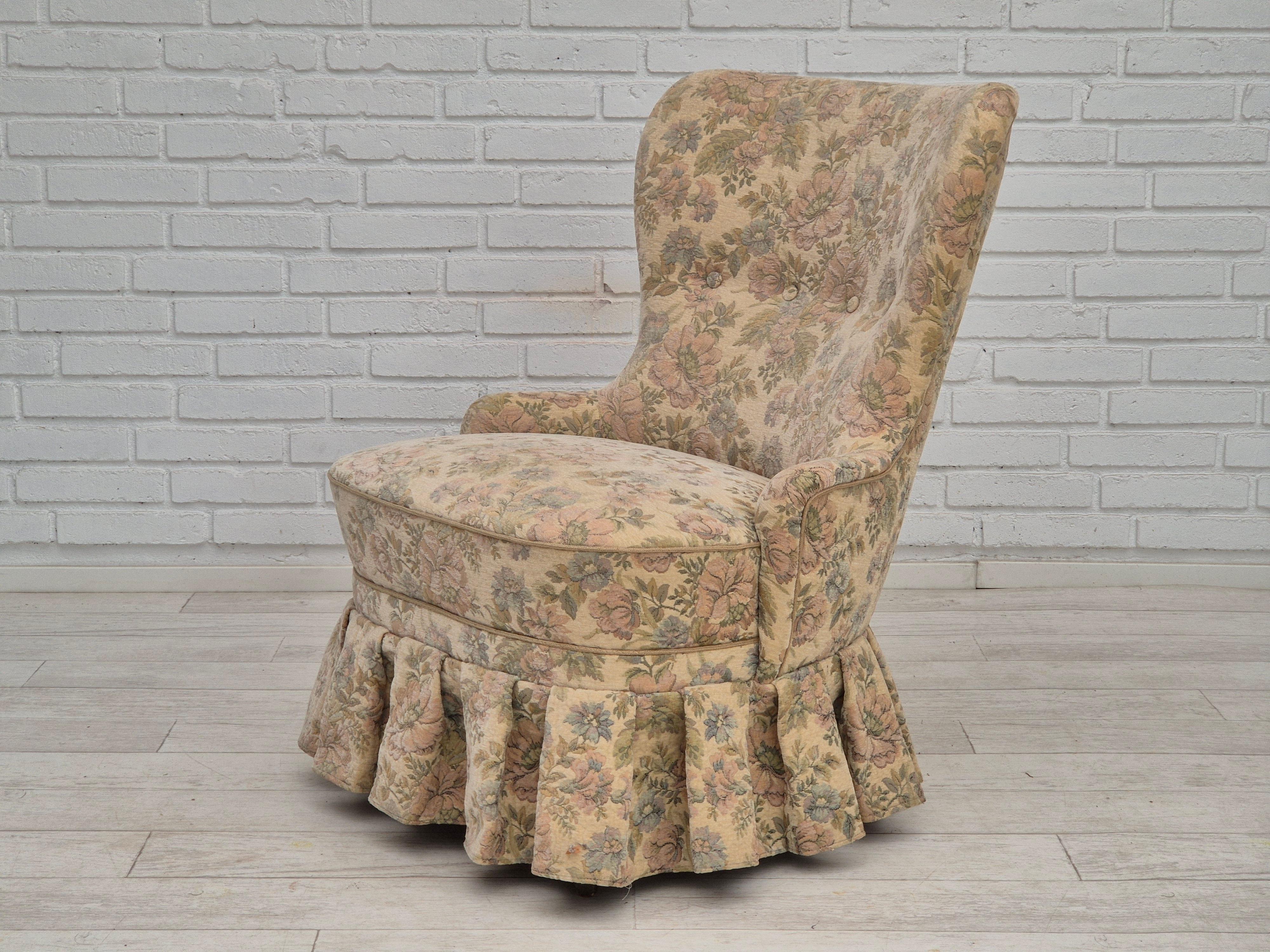 Velours Fauteuil d'appoint danois des années 1970, très bon état d'origine, velours de meuble en vente