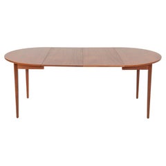 Mesa de comedor extensible danesa de los años 70 atribuida a Ib Kofod-Larsen 42-84 pulgadas