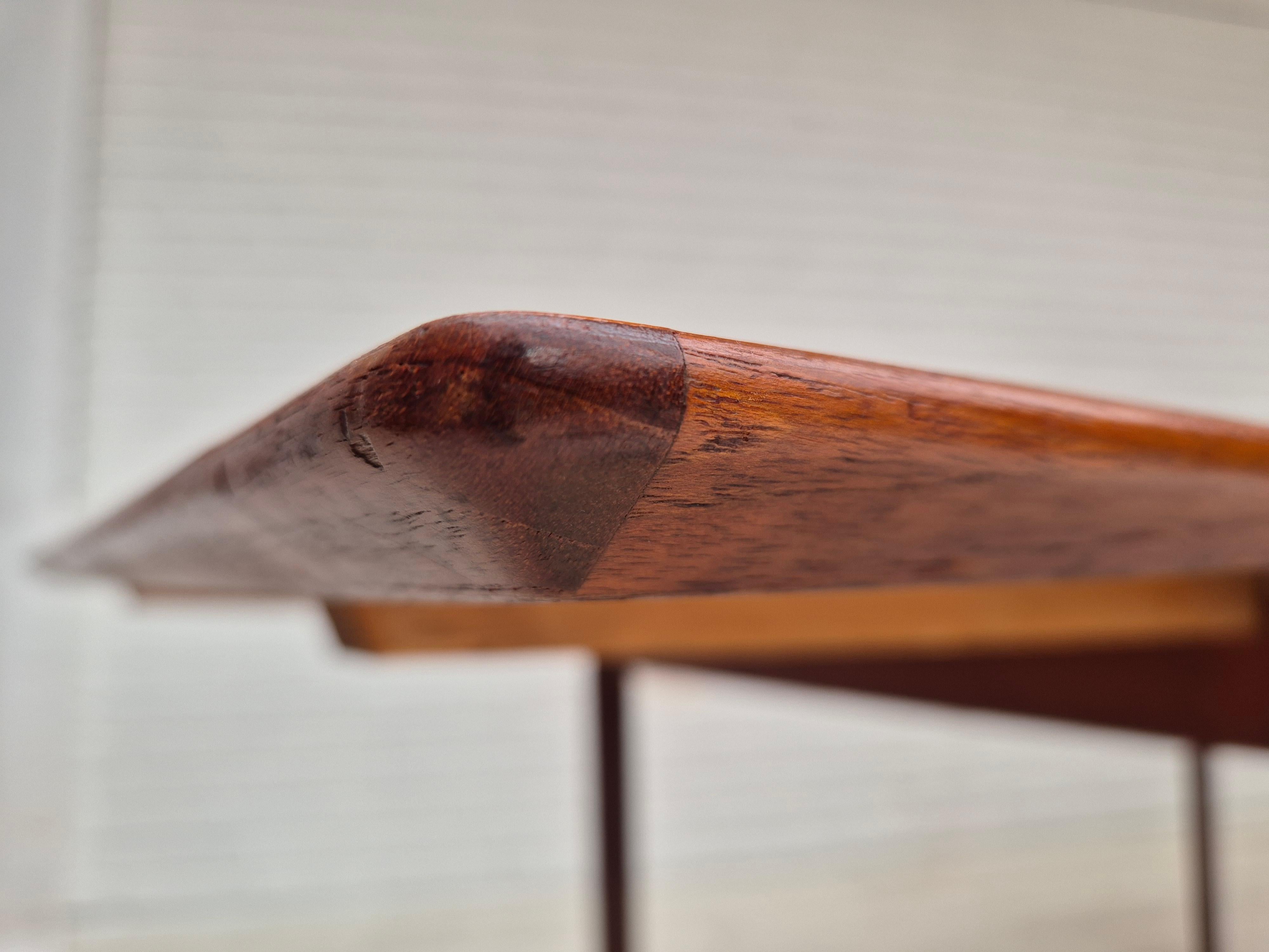Table de salle à manger danoise pliable des années 1970, bois de teck, état d'origine en vente 2