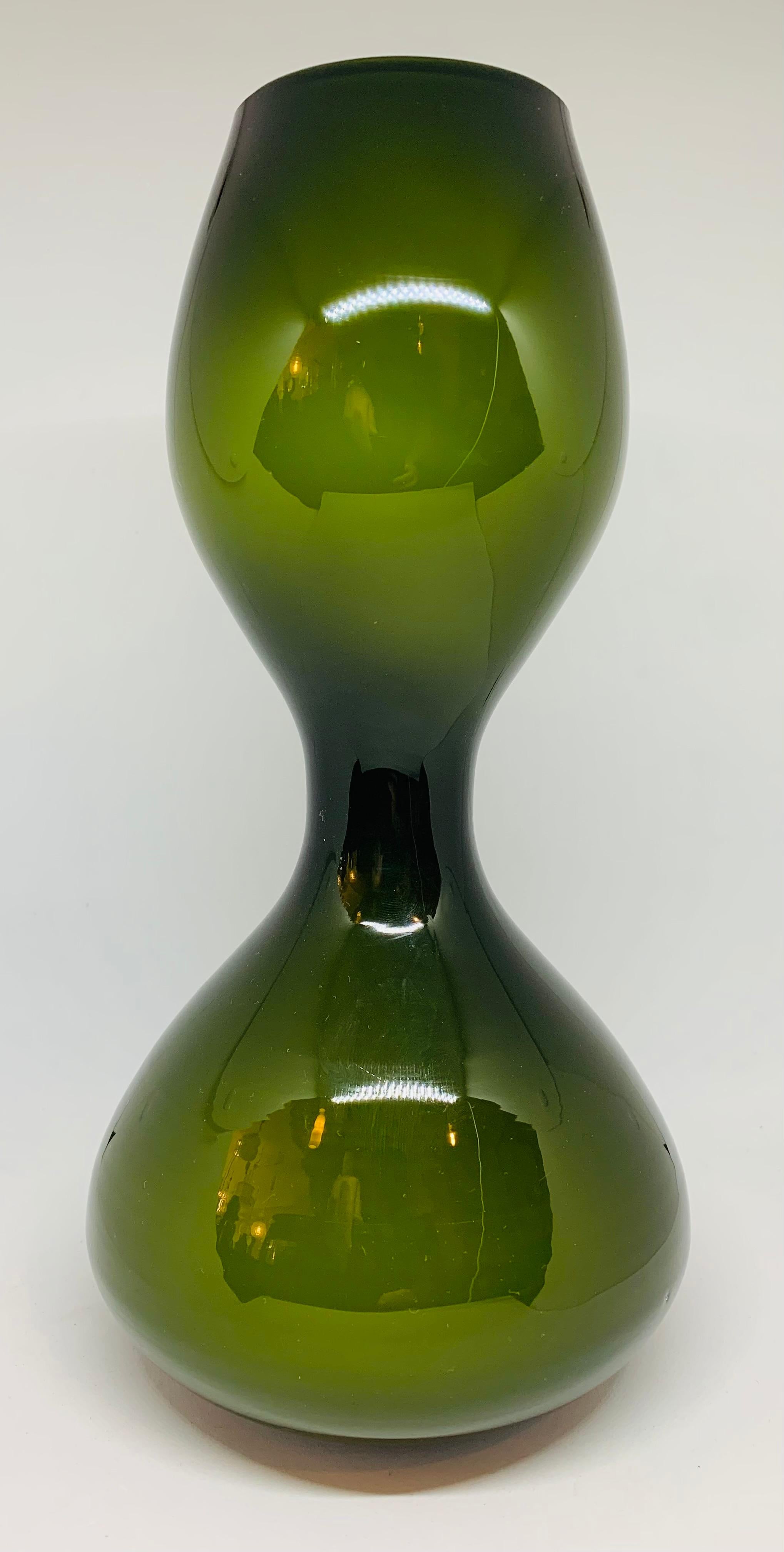 hourglass vase glass