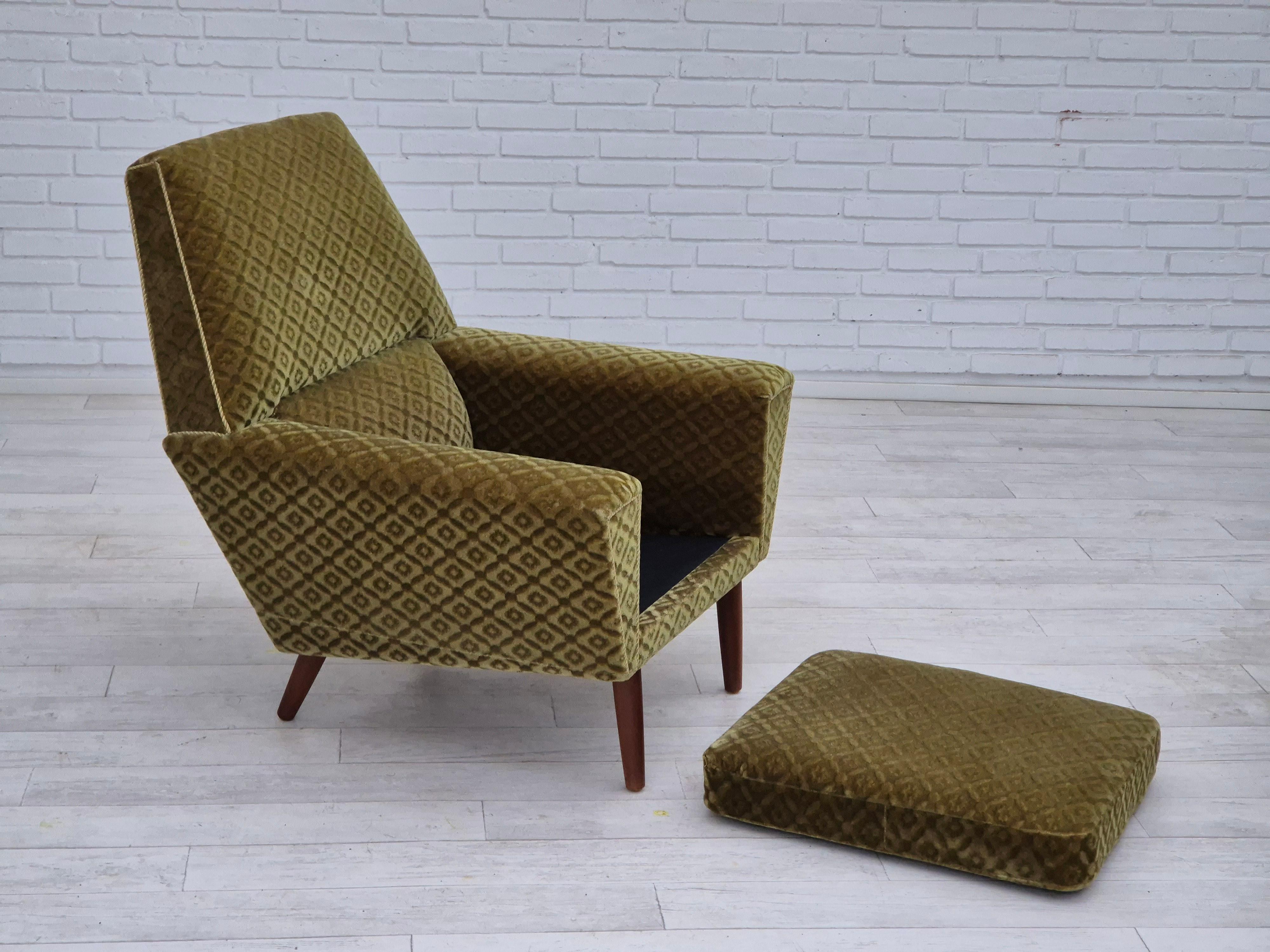 1970, fauteuil danois à dossier haut de Georg Thams, rembourrage d'origine, velours. en vente 2