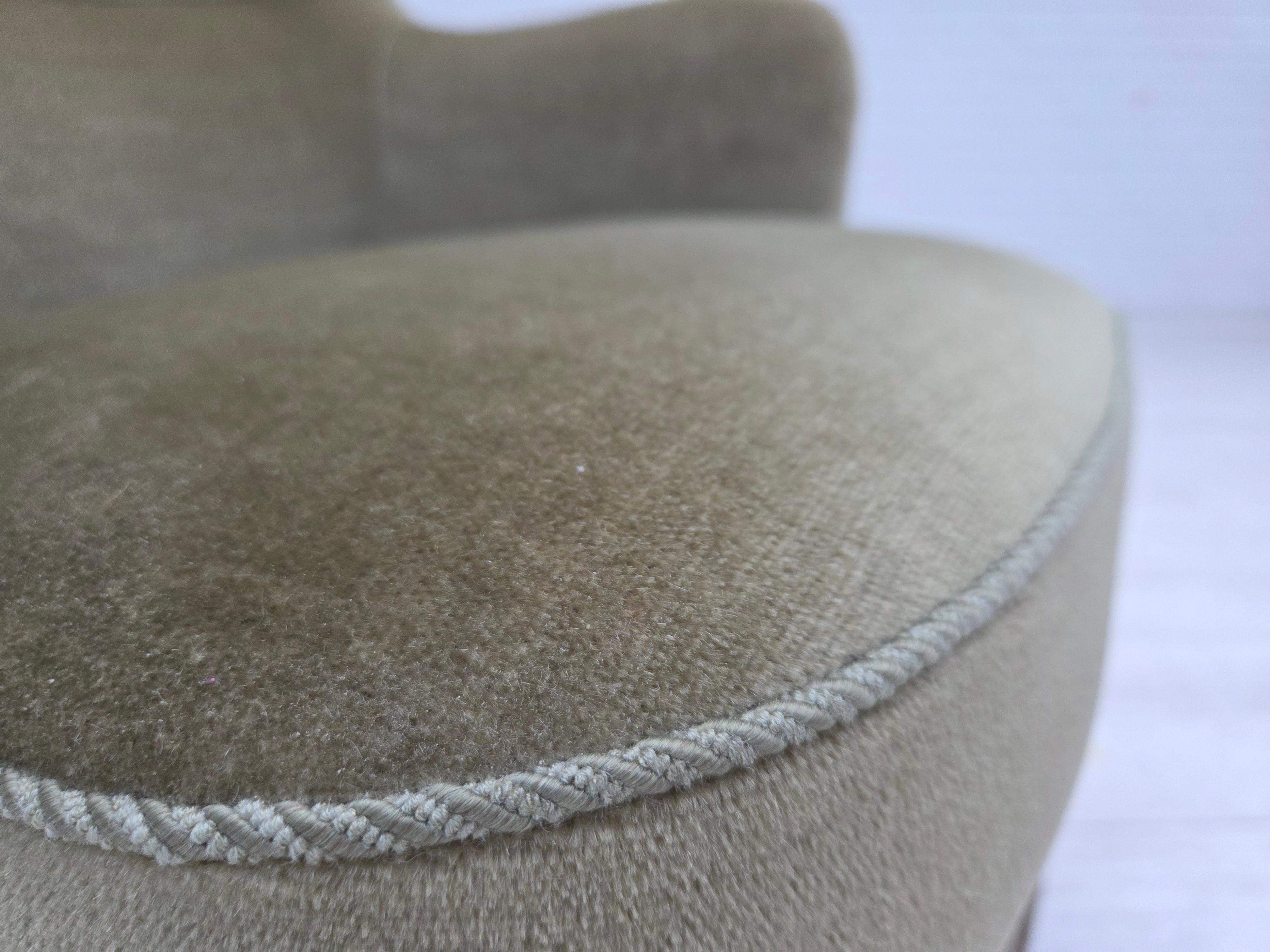 Fin du 20e siècle 1970, fauteuil danois à dossier haut, velours vert pour meubles. en vente