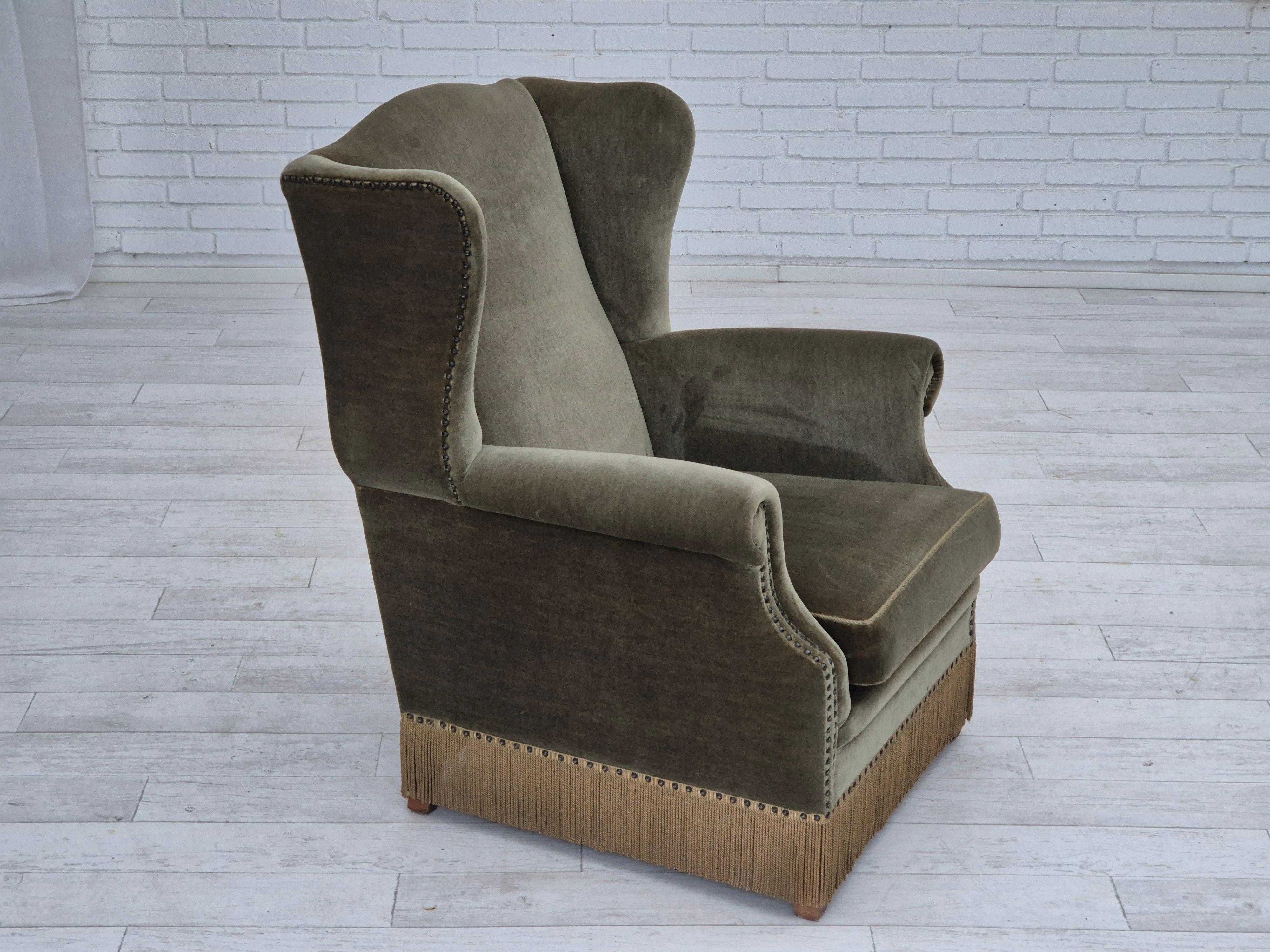 Danois 1970, fauteuil danois à dossier haut, état d'origine, velours de meuble en vente