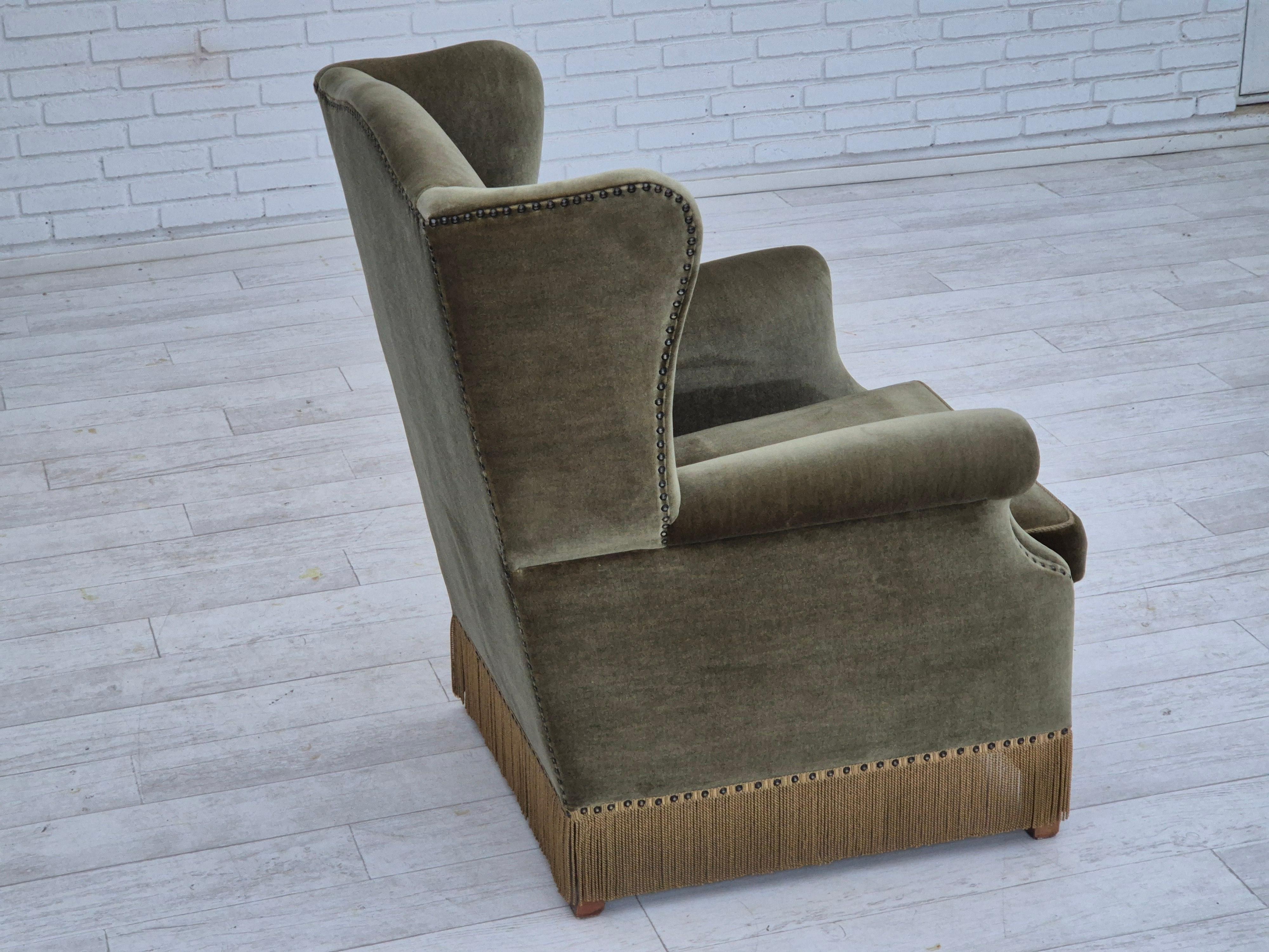 Fin du 20e siècle 1970, fauteuil danois à dossier haut, état d'origine, velours de meuble en vente