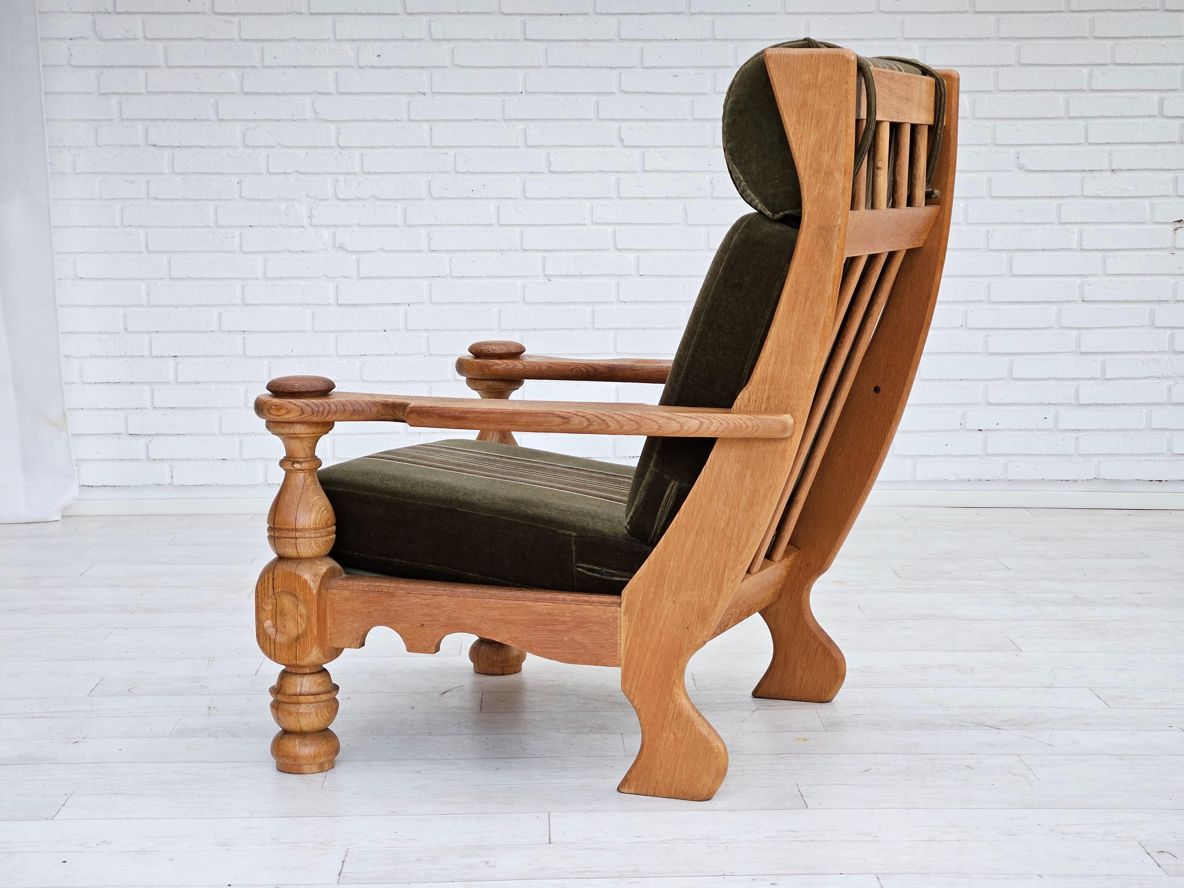 1970s, Danish highback armchair, original condition, velour, solid oak wood. For Sale 2