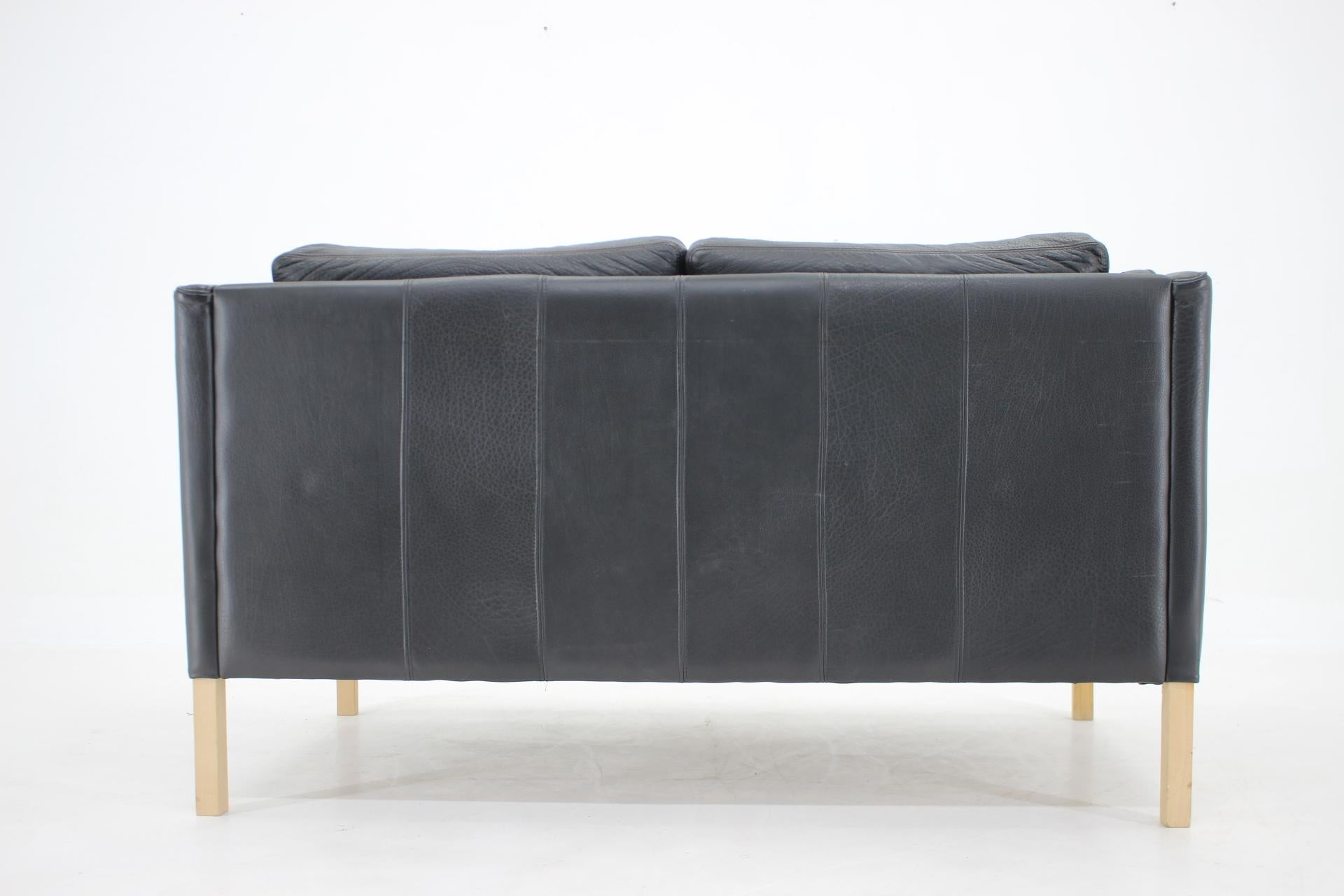 1970s Danish Leather 2 Seater Sofa  2