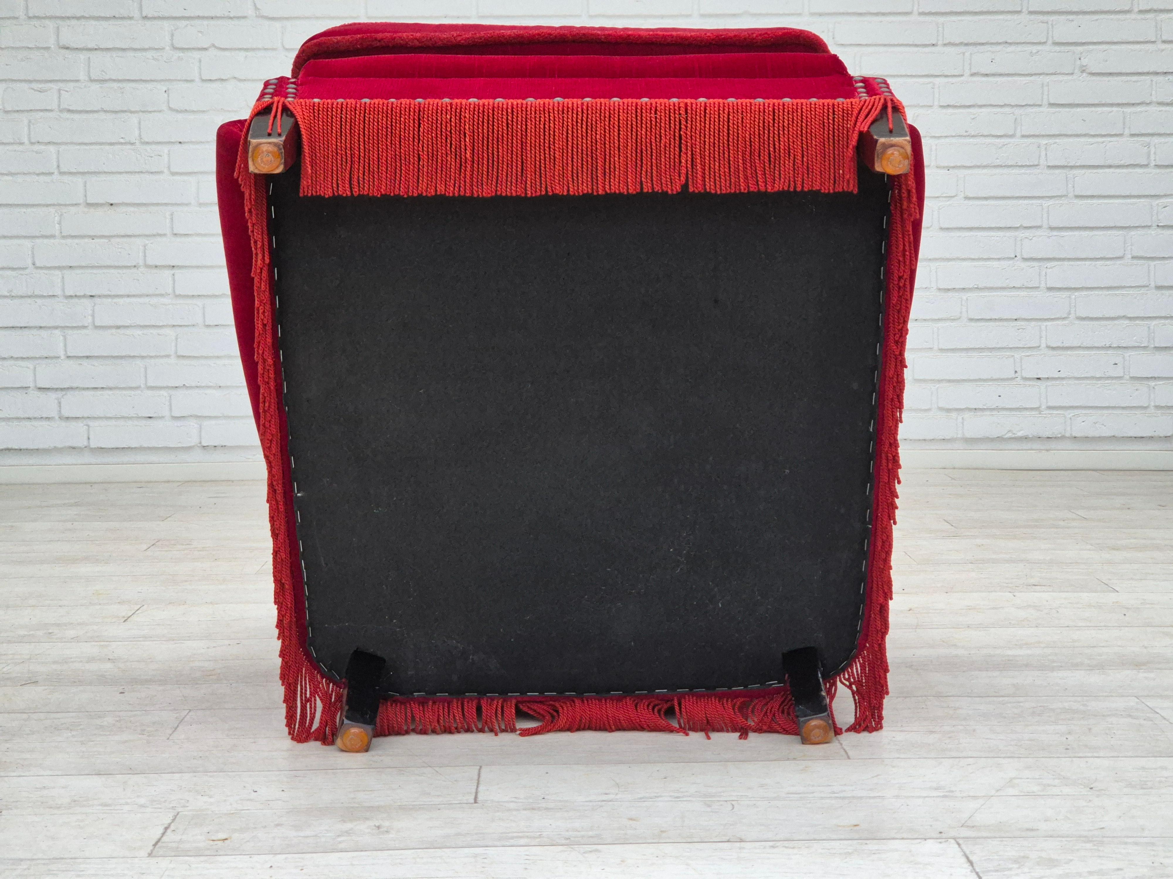 1970s, Danish lounge chair, original condition, cherry-red velour fabric. For Sale 4