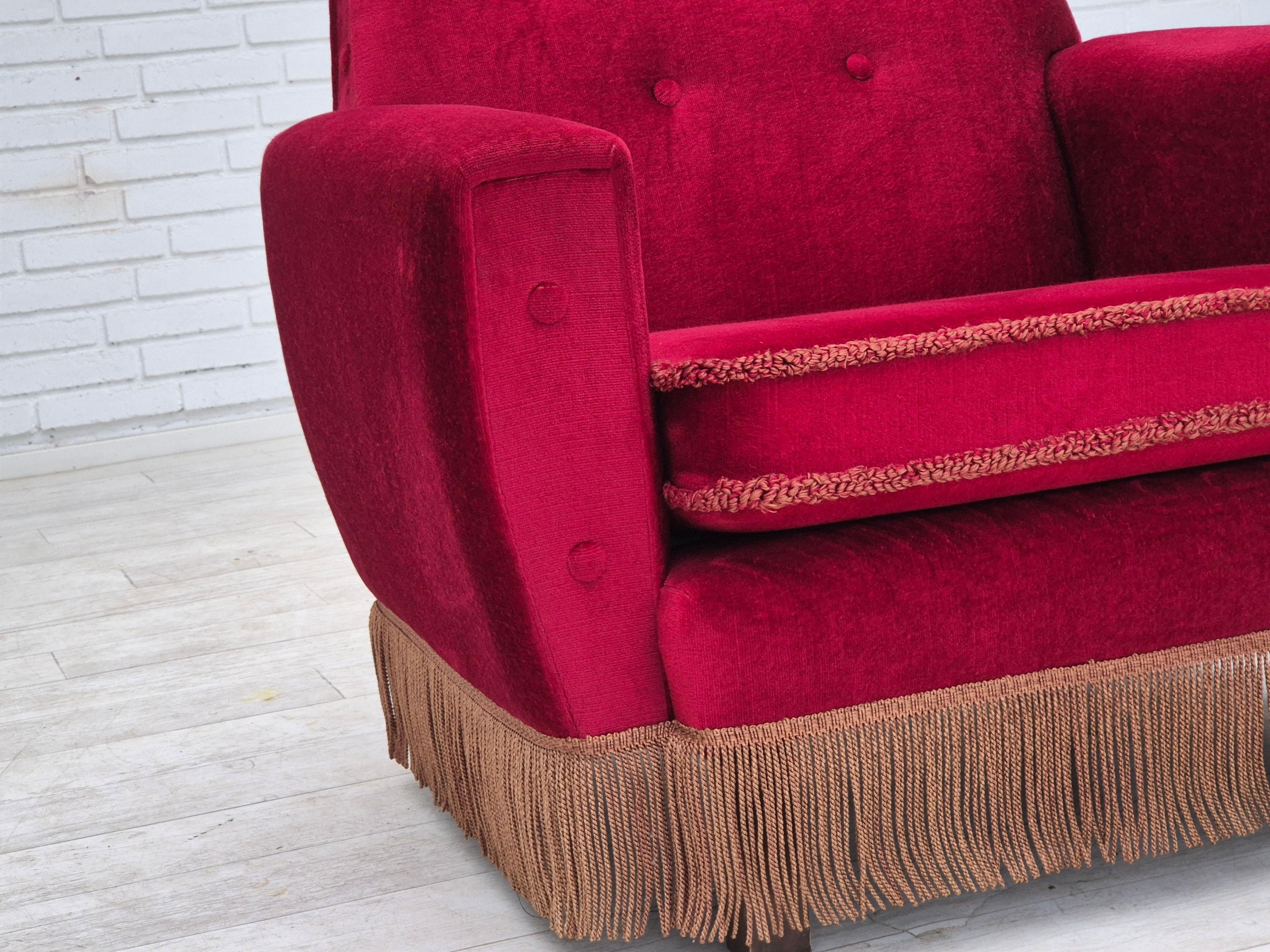 1970s, Danish lounge chair, original condition, cherry-red velour fabric. For Sale 9