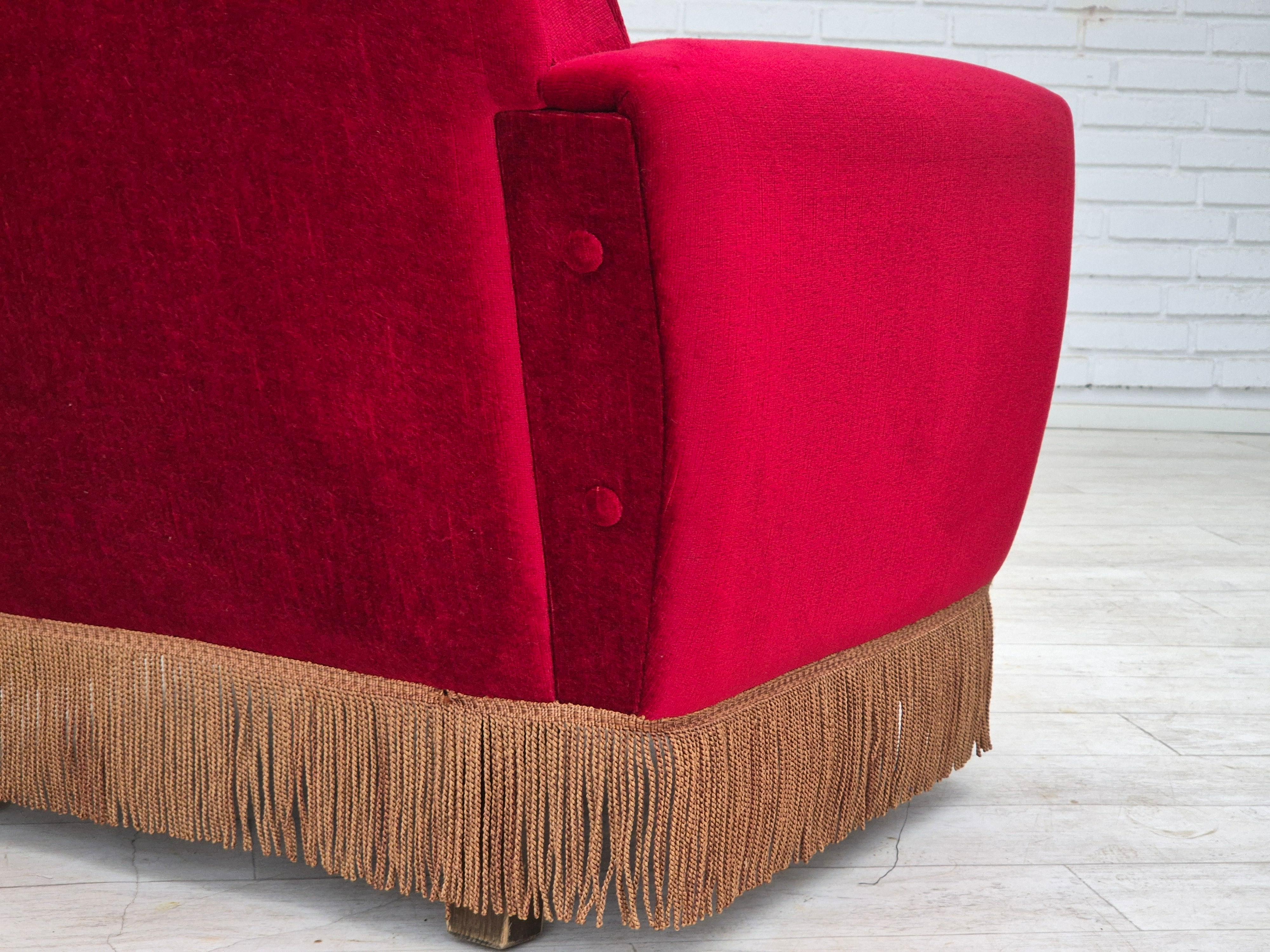 1970s, Danish lounge chair, original condition, cherry-red velour fabric. For Sale 10