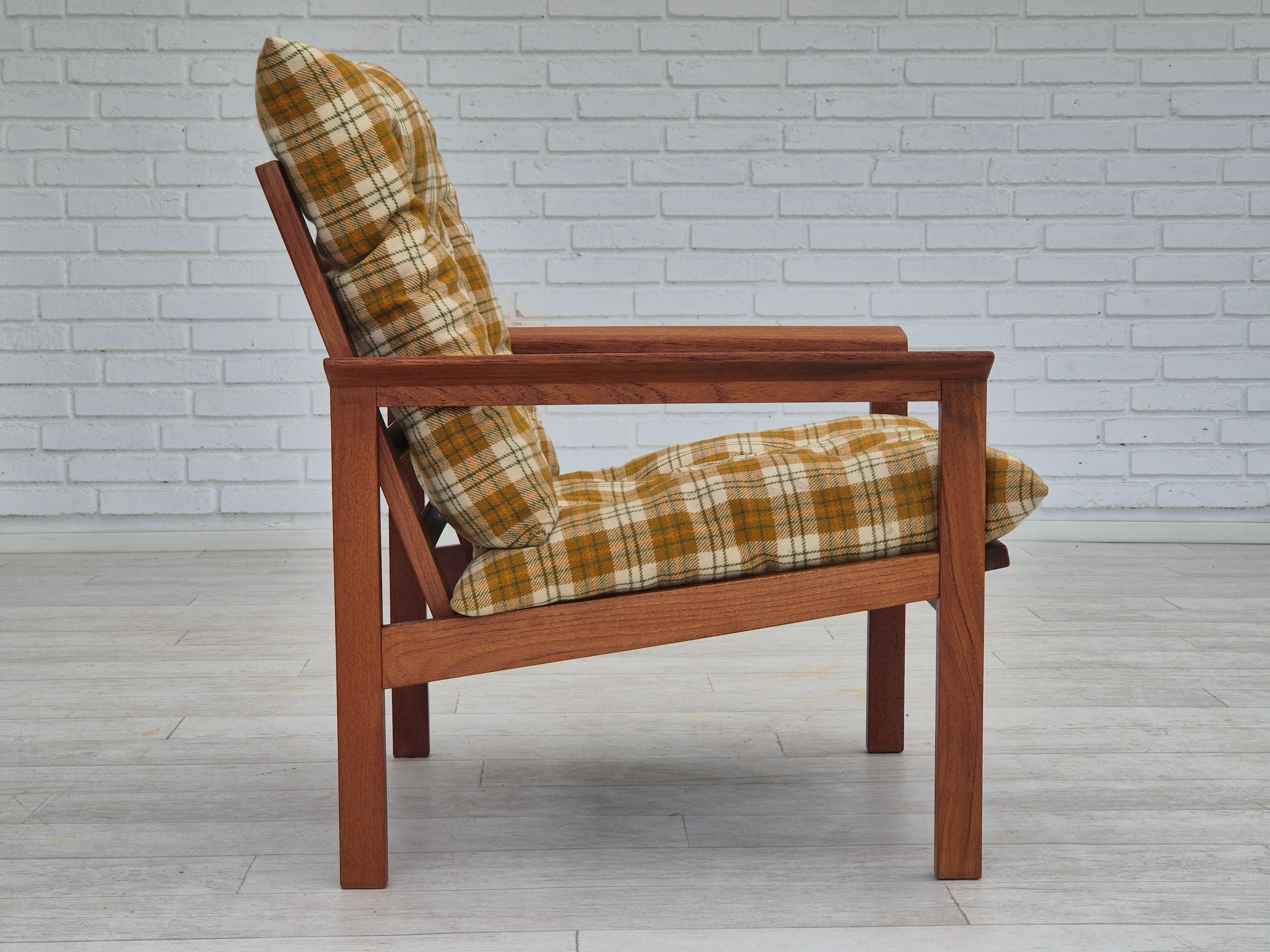 Late 20th Century 1970s, Danish lounge chair, original condition, furniture wool fabric, teak wood For Sale