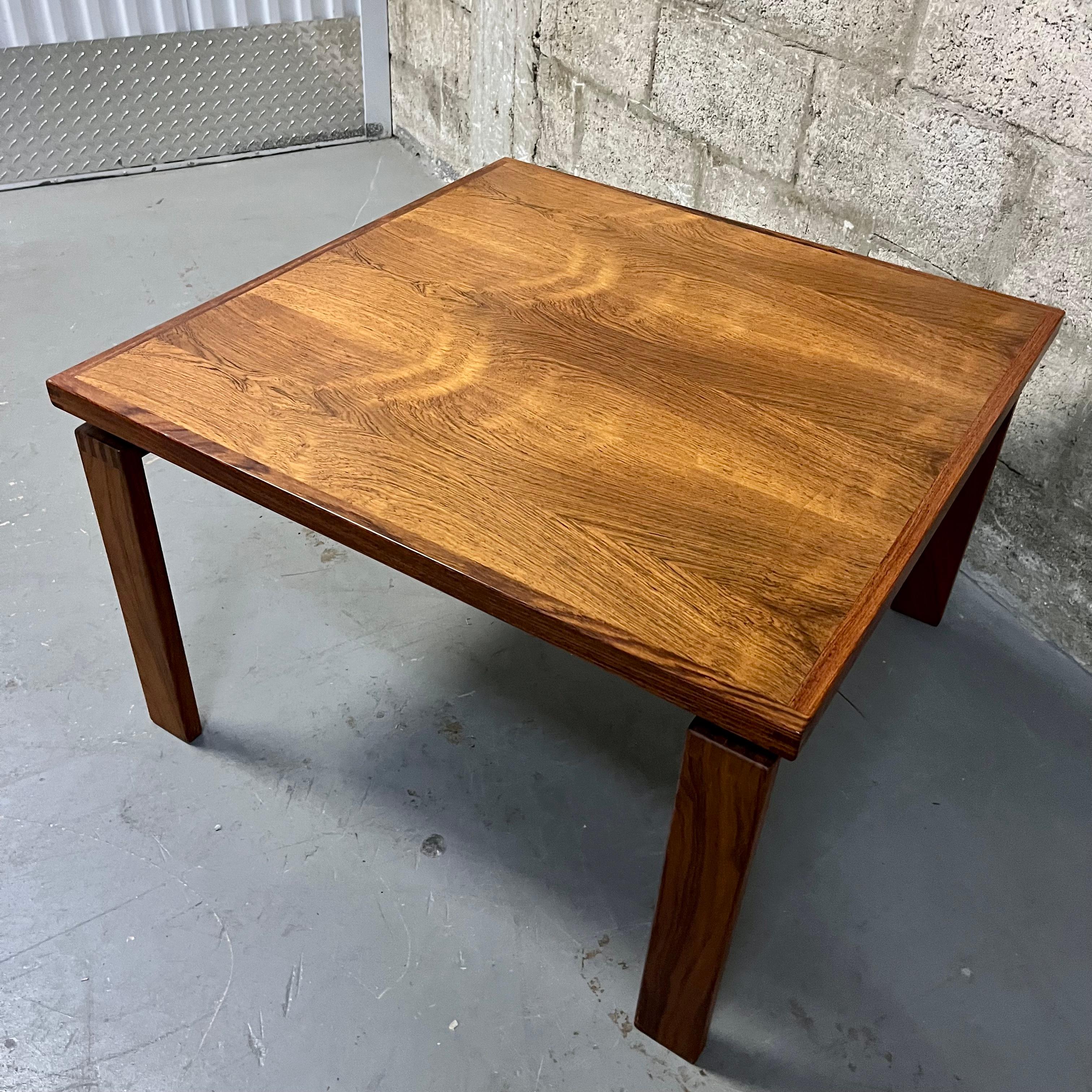 Veneer 1970s Danish Mid Century Modern Floating Coffee Table in the Jens Risom's Style  For Sale