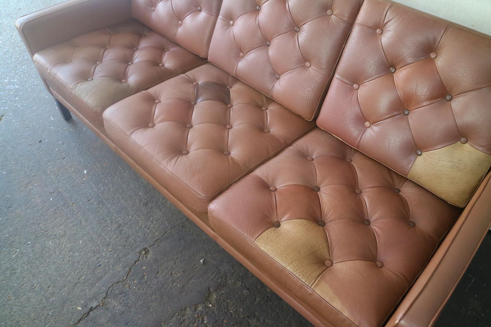 Mid-Century Modern 1970s Danish Midcentury Leather Sofa in the Style of Borge Mogensen