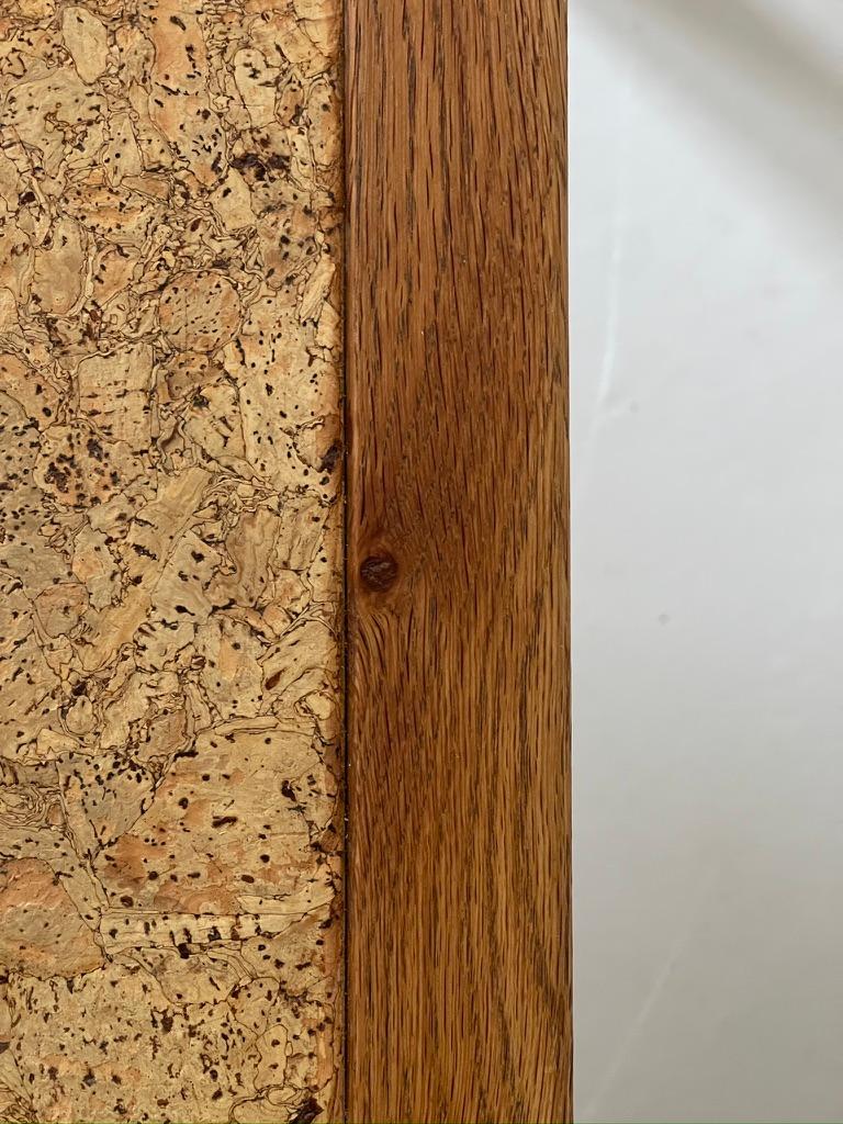 1970s Danish modern dining table produced by FDB in solid oak and natural kork. For Sale 5