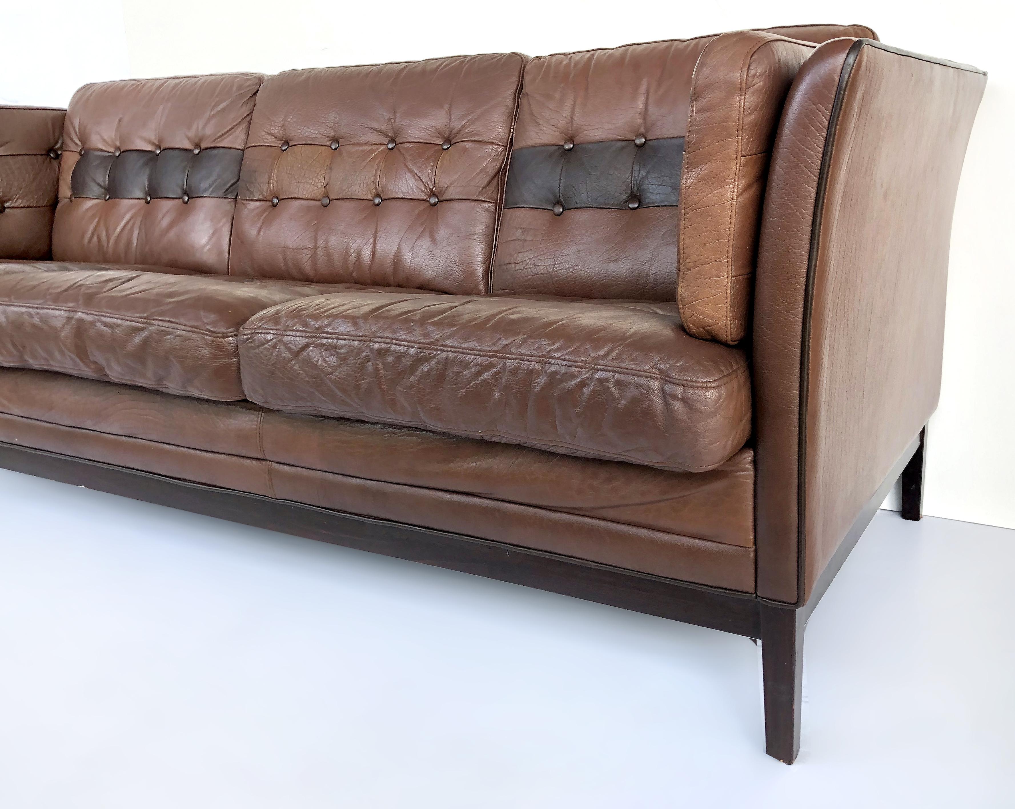 Scandinavian Modern 1970s Danish Modern Leather and Rosewood Sofa