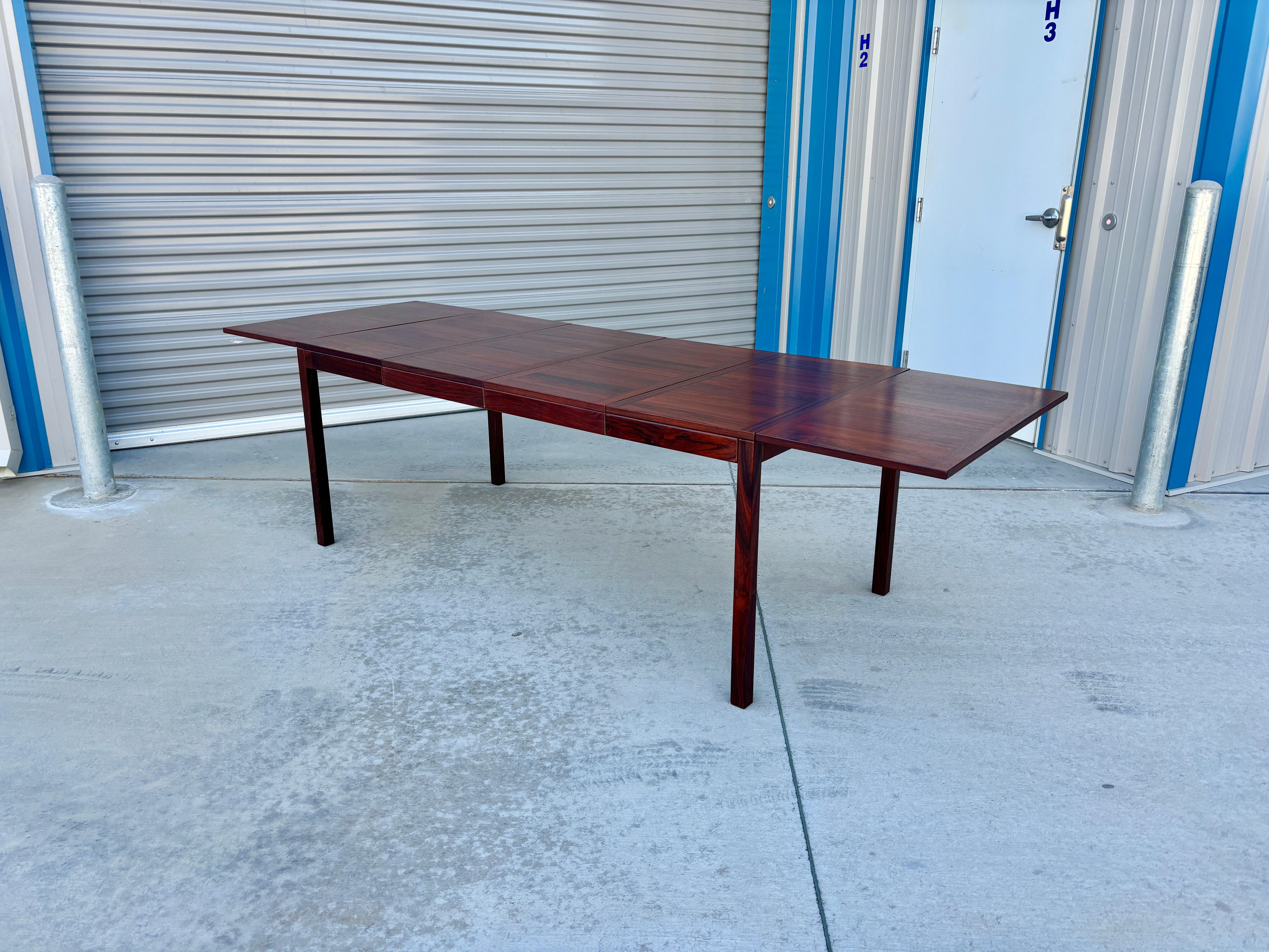 1970s Danish Modern Rosewood Extending Dining Table by Vejle Stole & Møbelfabrik For Sale 6